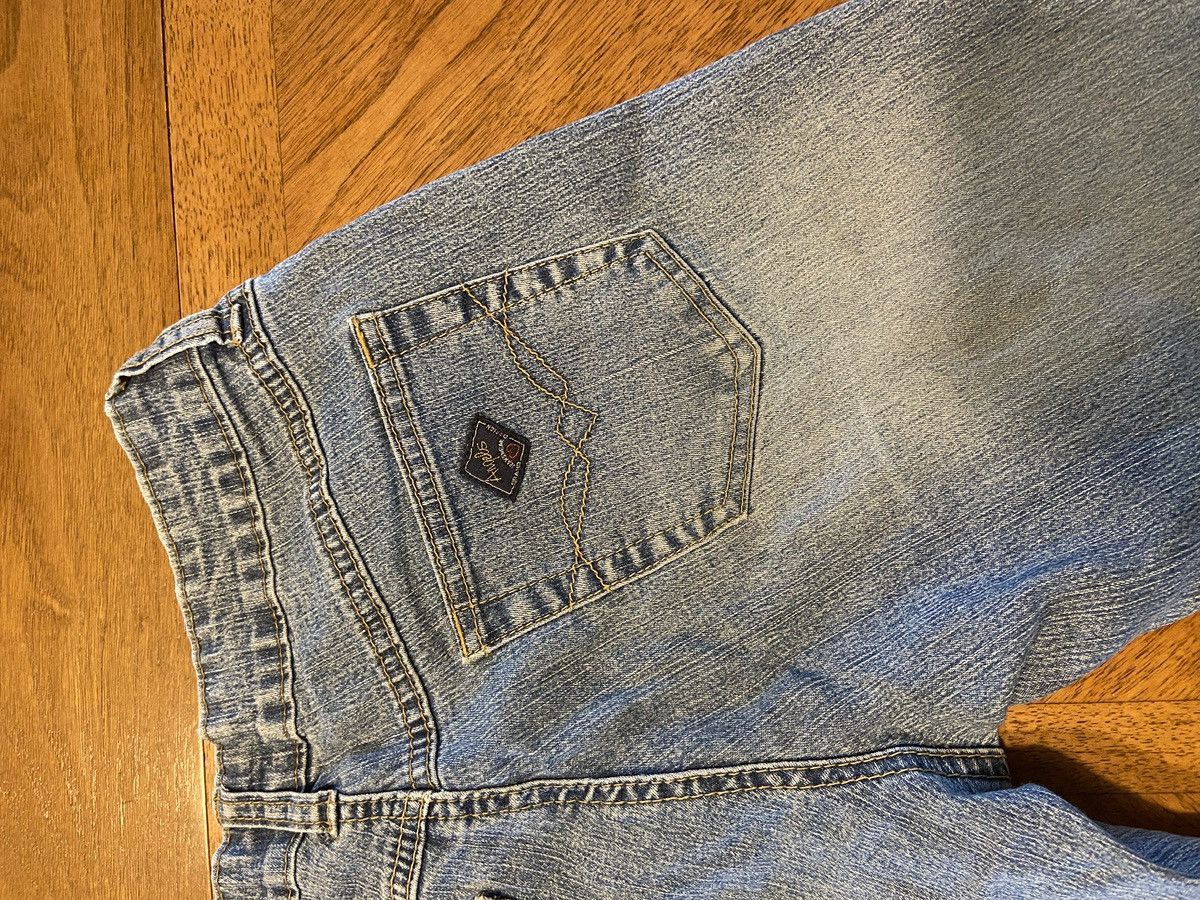Other Vintage Angels embroidered jean capris Size 28" / US 6 / IT 42 - 6 Thumbnail