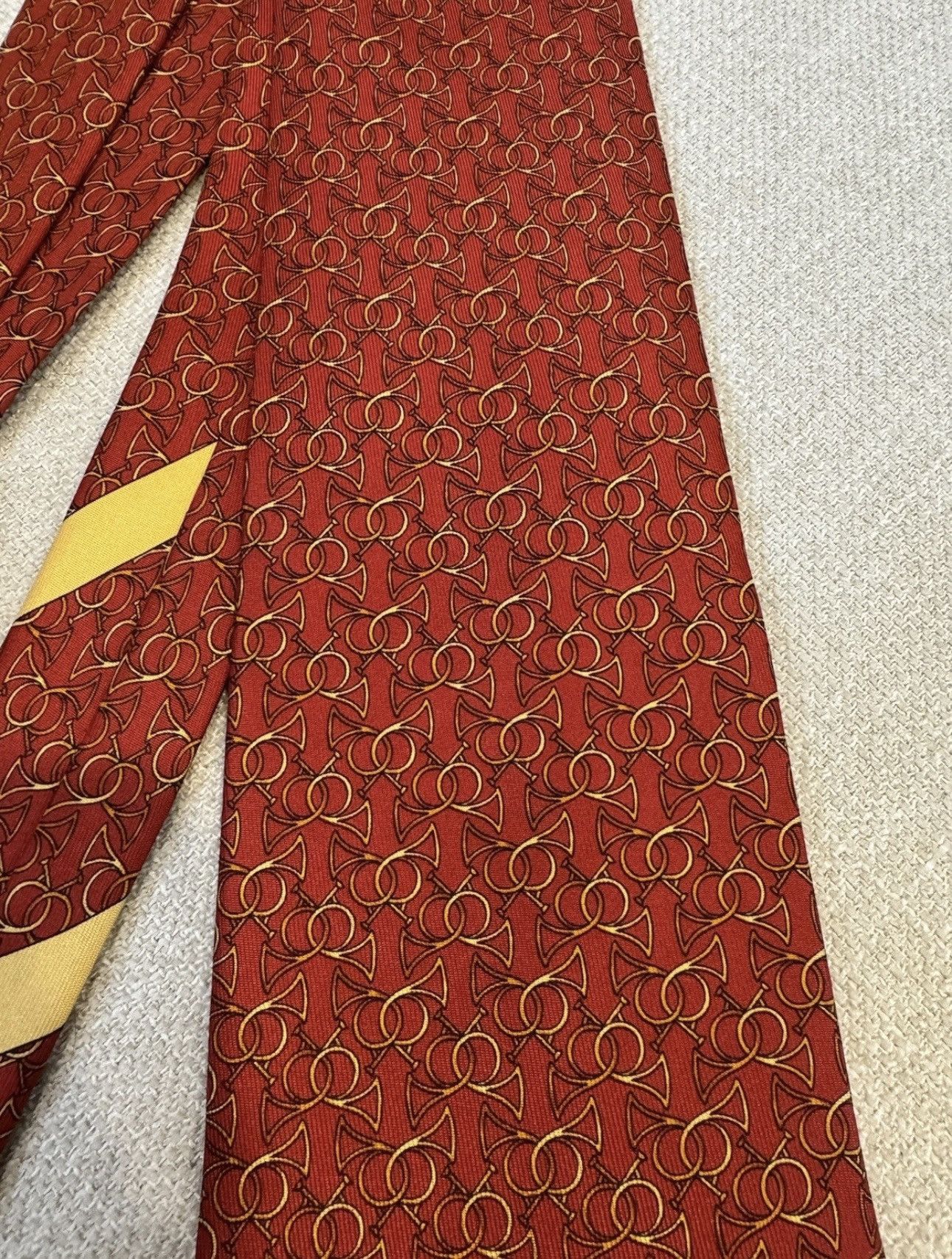Salvatore Ferragamo Salvatore Ferragamo Neck Tie Red/Gold French Horns 100% Silk Size ONE SIZE - 3 Thumbnail