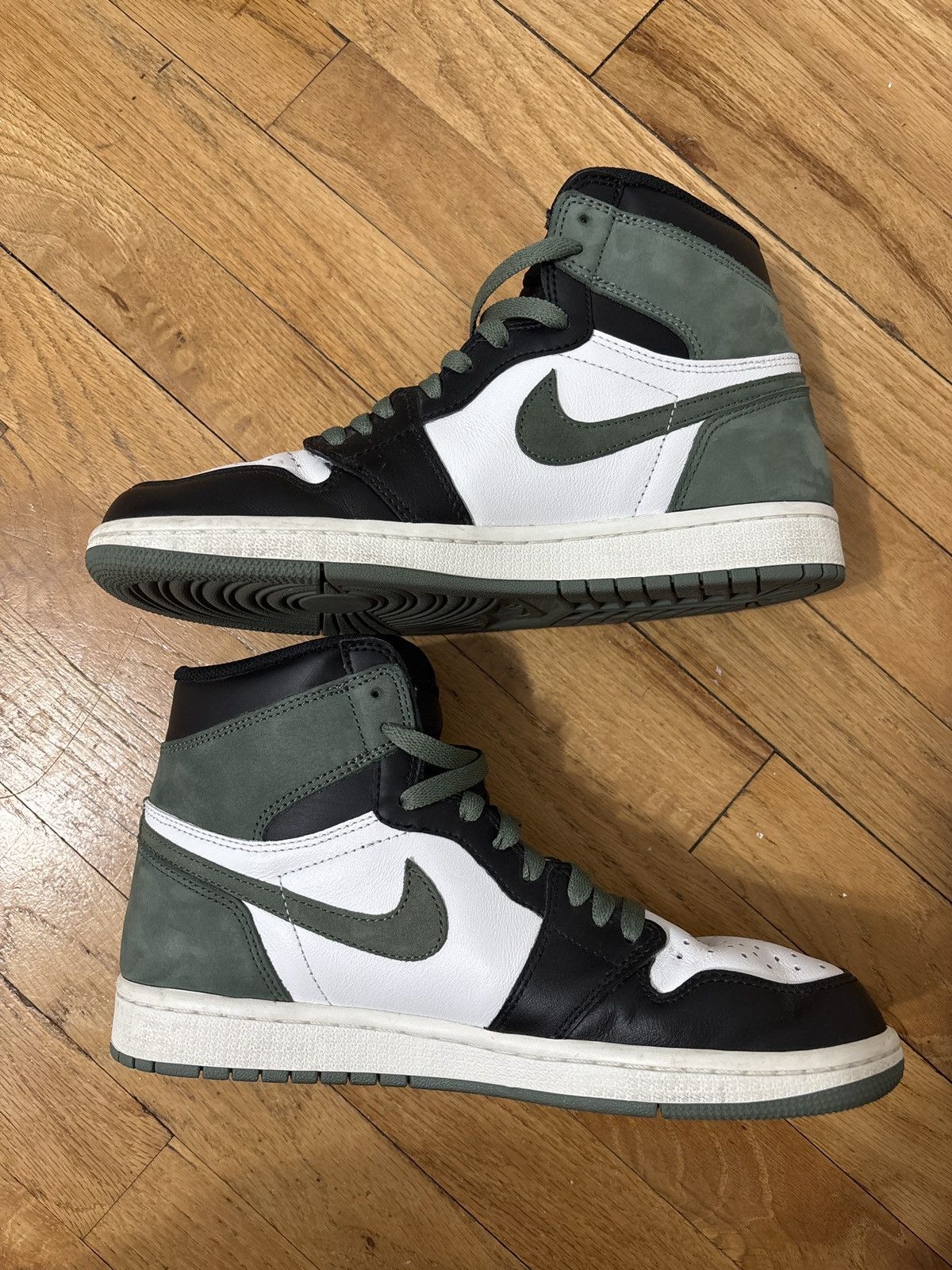 Jordan Brand × Nike Air Jordan 1 Clay Green Size 8 Size US 8 / EU 41 - 5 Thumbnail