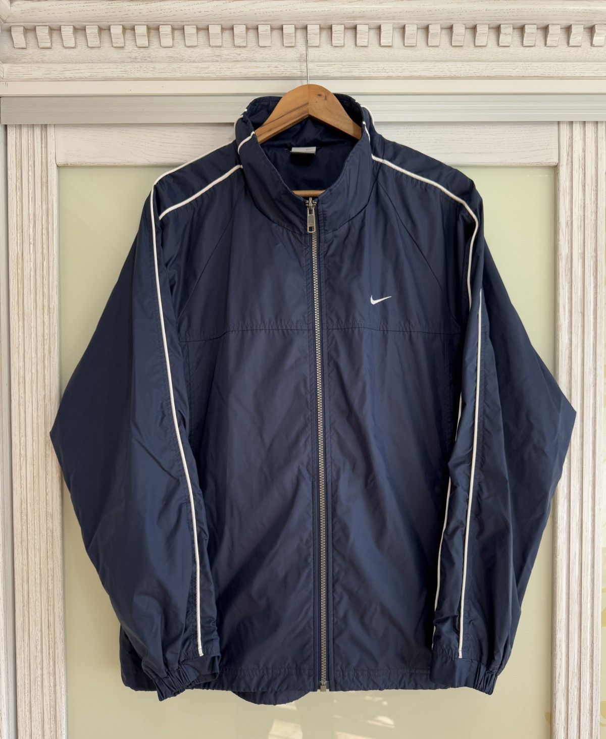 Nike × Vintage Nike Vintage Nylon Track Windbreaker Jacket Navy Drill Y2K Size US L / EU 52-54 / 3 - 2 Thumbnail