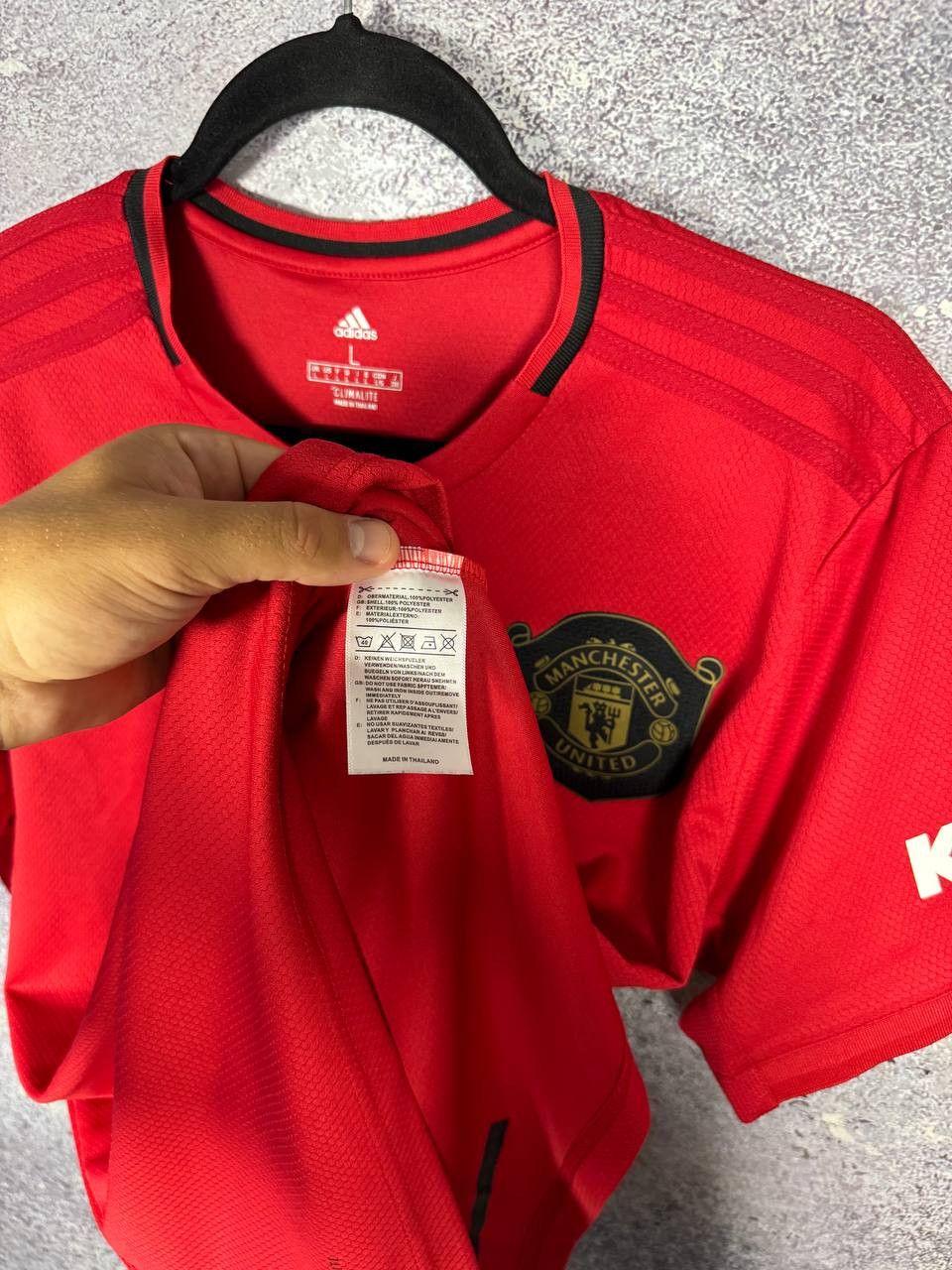 Adidas LINDELOF Manchester United 2019/20 Fan Soccer Jersey Medium Size US M / EU 48-50 / 2 - 11 Thumbnail