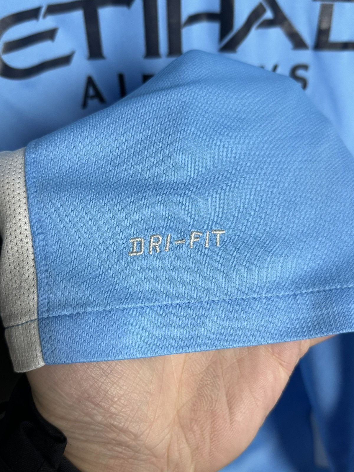 Nike Manchester City 15/16 Home Football Soccer Jersey T-Shirt Size US S / EU 44-46 / 1 - 6 Thumbnail