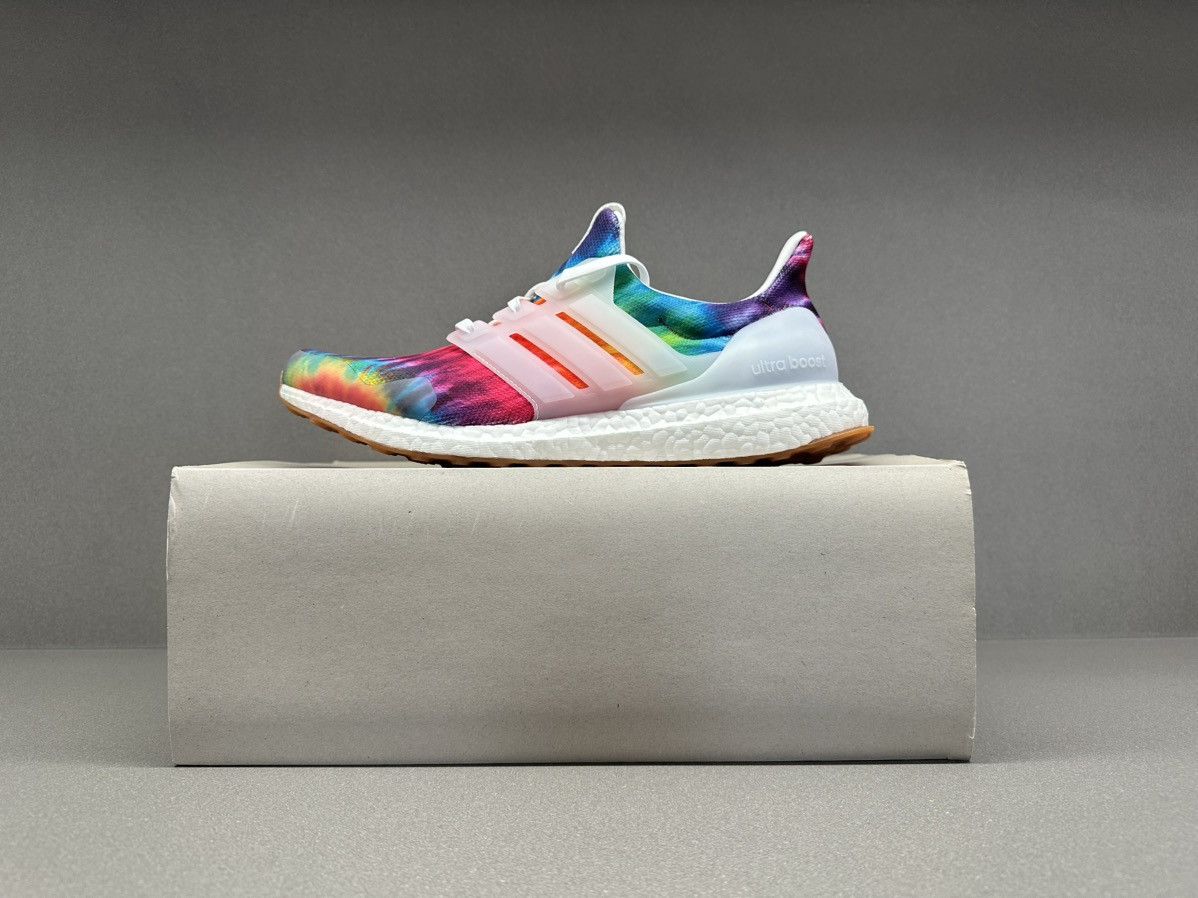 Adidas Adidas Ultra Boost Nice kicks Woodstock 50th Anniversary Size US 8.5 / EU 41-42 - 2 Thumbnail