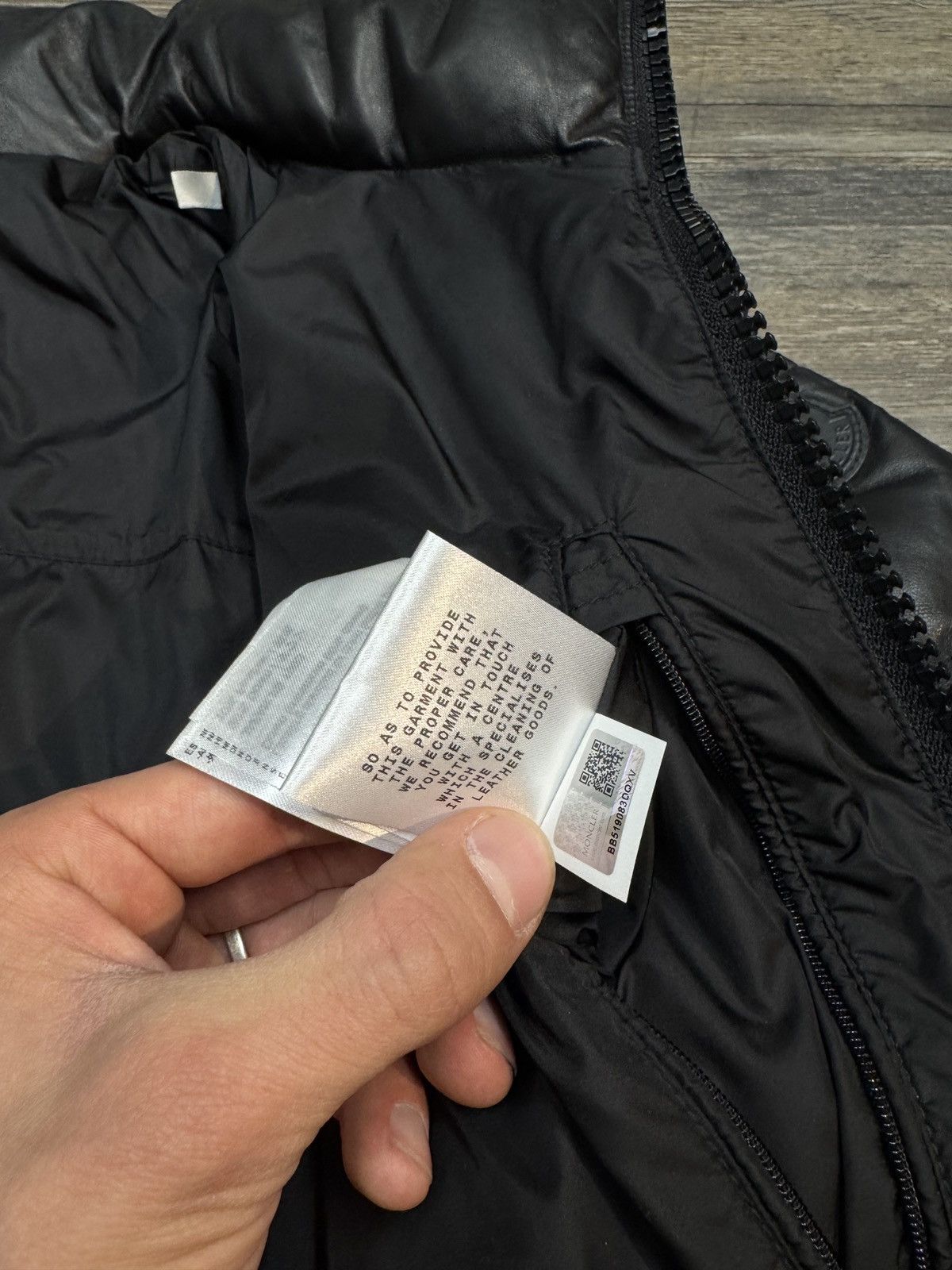 Moncler Moncler Leather Puffer Jacket Size US M / EU 48-50 / 2 - 8 Thumbnail