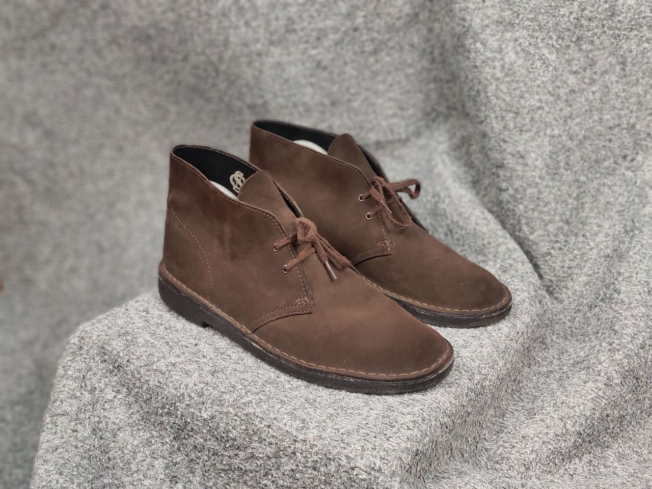 Clarks Clarks Originals Ankle Shoes Chukka 11826 Suede leather Size US 9 / EU 42 - 4 Thumbnail