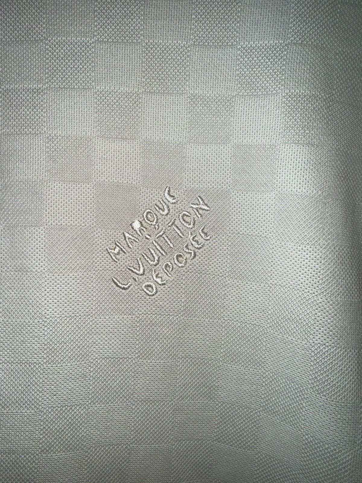 Louis Vuitton Louis Vuitton White Checker Short Sleeve T-Shirt Size US XS / EU 42 / 0 - 3 Thumbnail