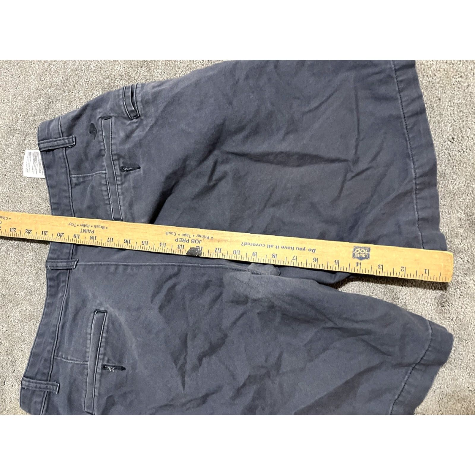 Dockers DOCKERS Men Shorts 34 Gray Solid Flat Front Bermuda Casual Pockets Cotton Adult 34 Gray Bermuda Mens Size US 34 / EU 50 - 5 Thumbnail