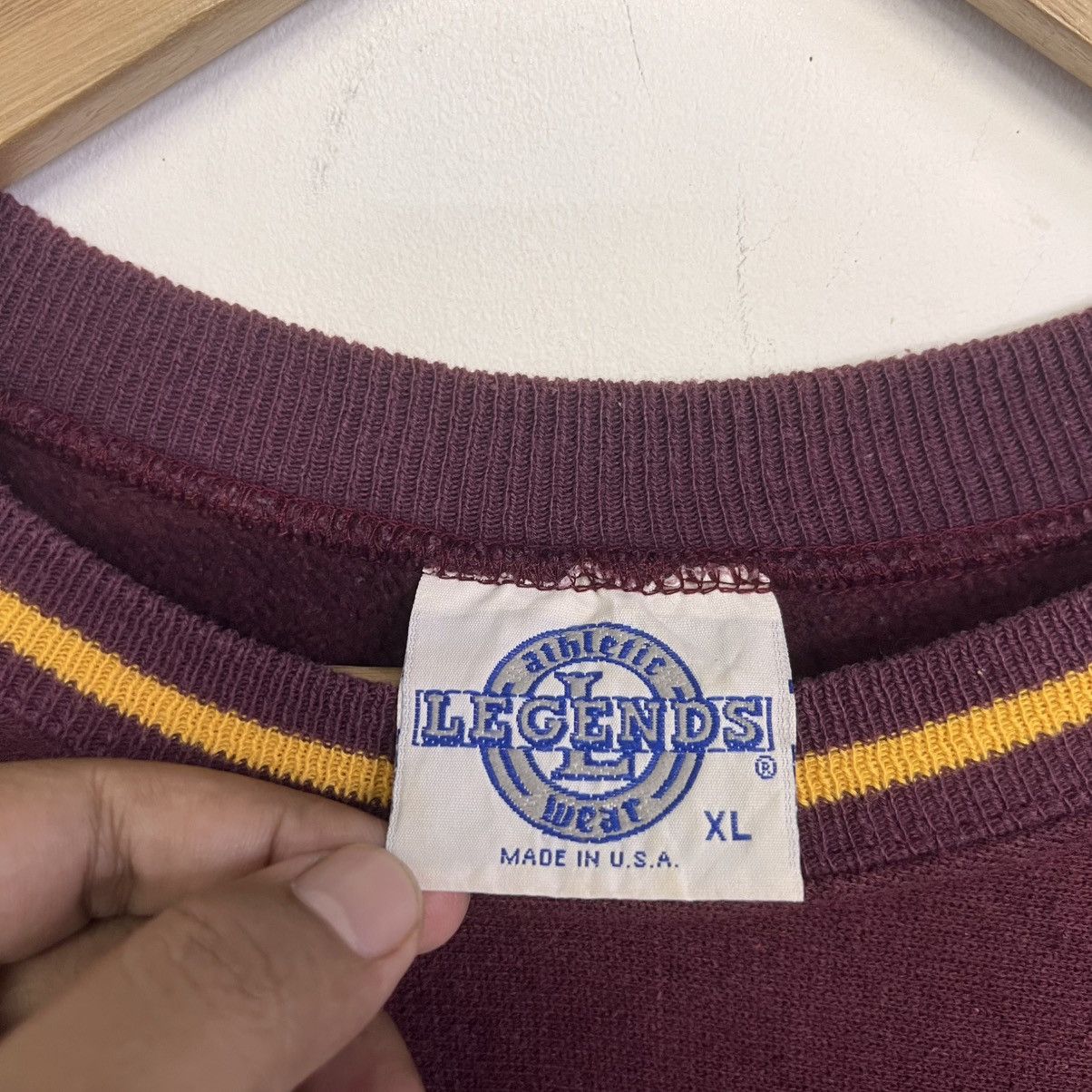 NCAA ARIZONA STATE UNIVERSITY VINTAGE EMBLEM PATCHES SWEATSHIRT Size US XL / EU 56 / 4 - 10 Thumbnail