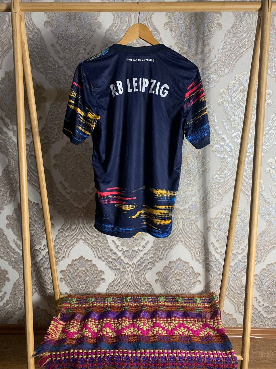 Vintage VERY RARE NIKE FC RB LEIPZIG GERMANY SOCCER JERSEY Y2K 90s Size US M / EU 48-50 / 2 - 6 Thumbnail