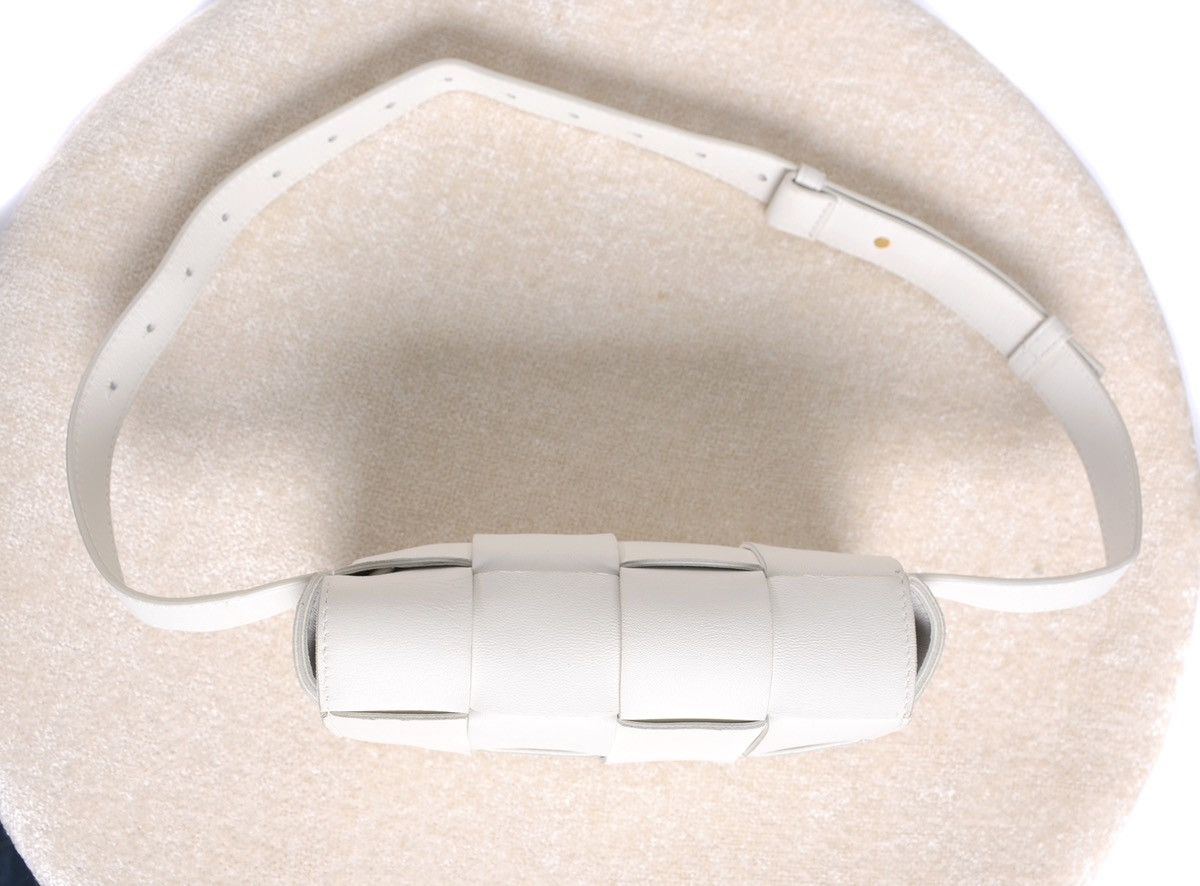 Bottega Veneta Bottega Veneta Cassette White Waist Bag Size ONE SIZE - 4 Thumbnail