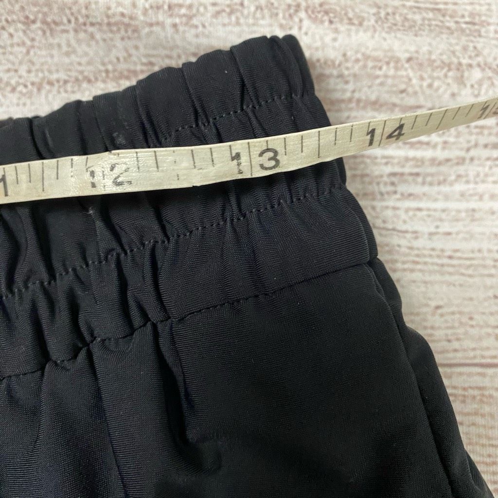 Victoria's Secret Victoria secret sport pull on pants w/elastic waist black sz Size 27" / US 4 / IT 40 - 9 Thumbnail