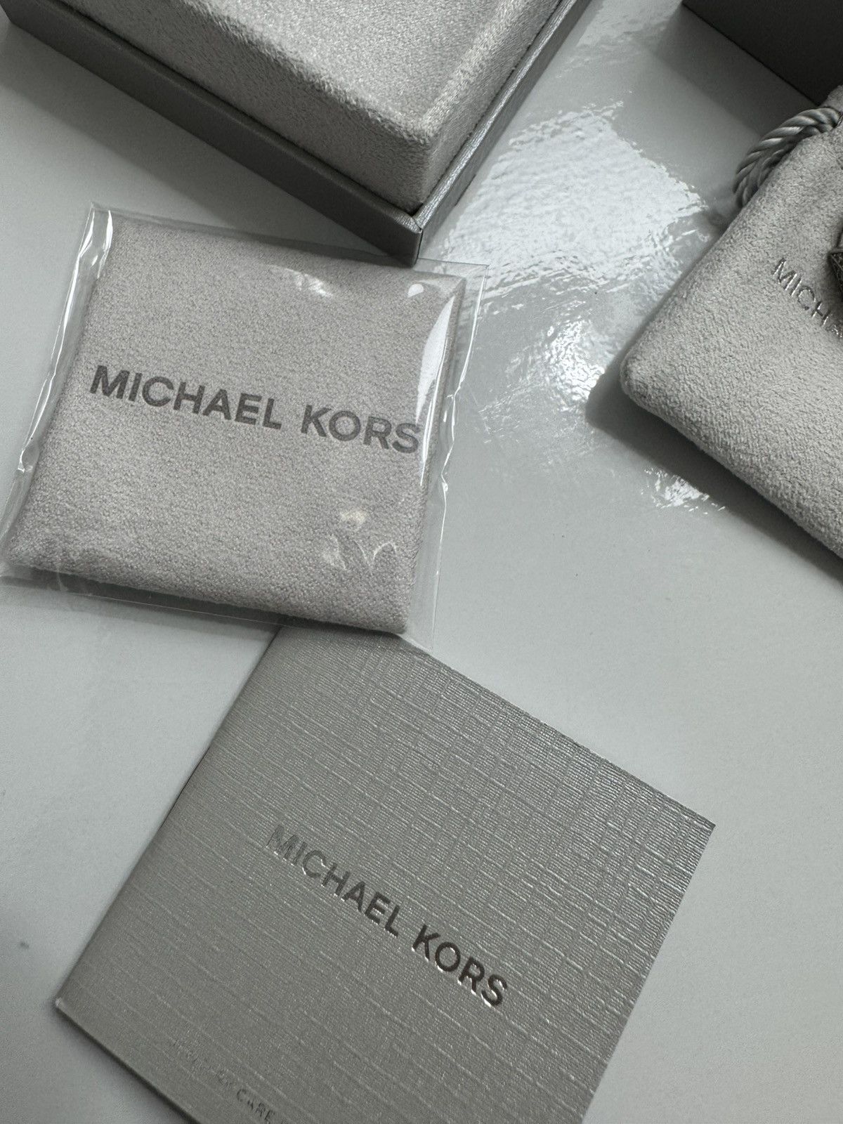 Michael Kors Micheal kors ring Size ONE SIZE - 3 Thumbnail
