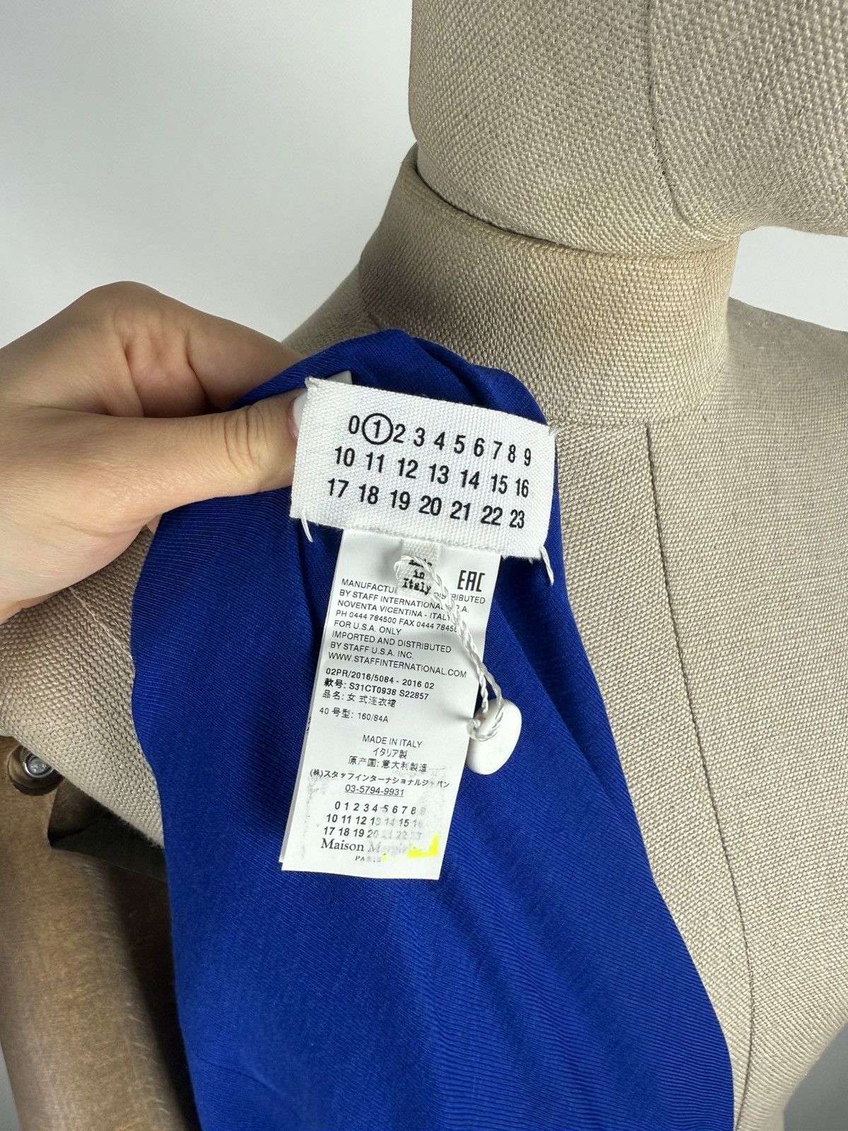 Maison Margiela BNWT! Maison Margiela Wool / Silk Assymetrical Sweater Dress Size S / US 4 / IT 40 - 19 Thumbnail