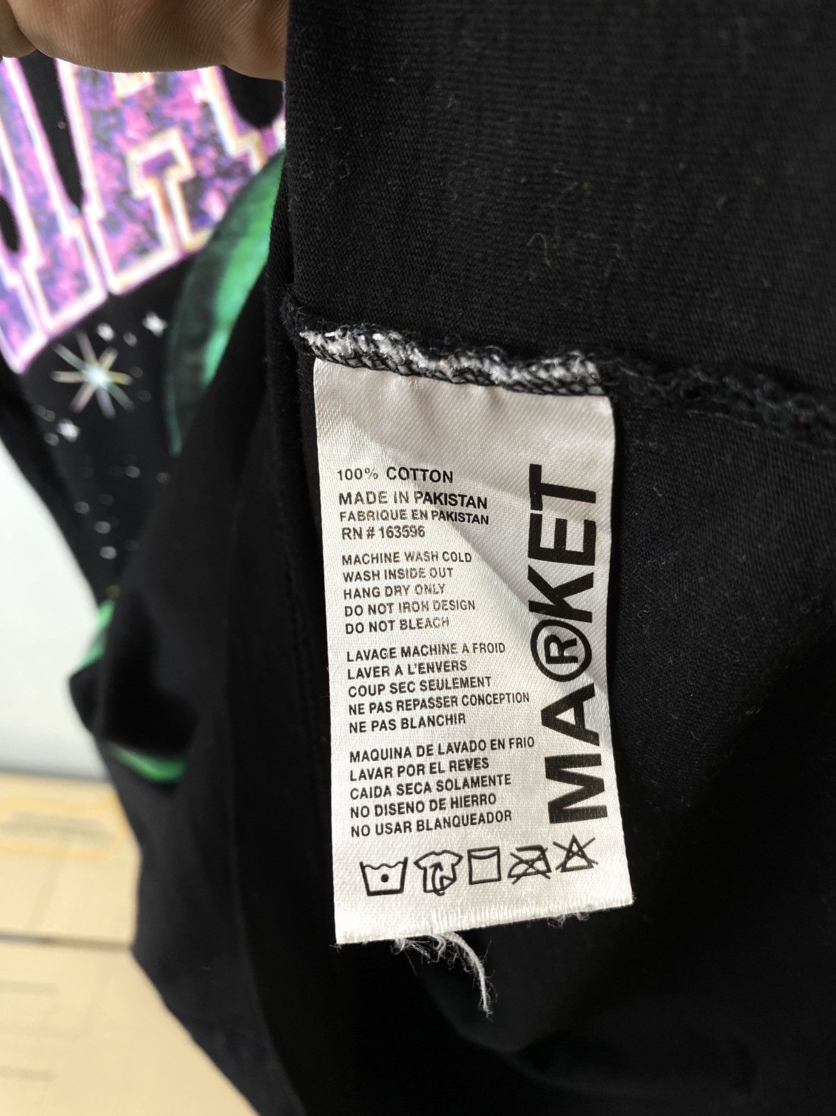 Band Tees Alien Chinatown Market T Shirt Size US M / EU 48-50 / 2 - 6 Thumbnail
