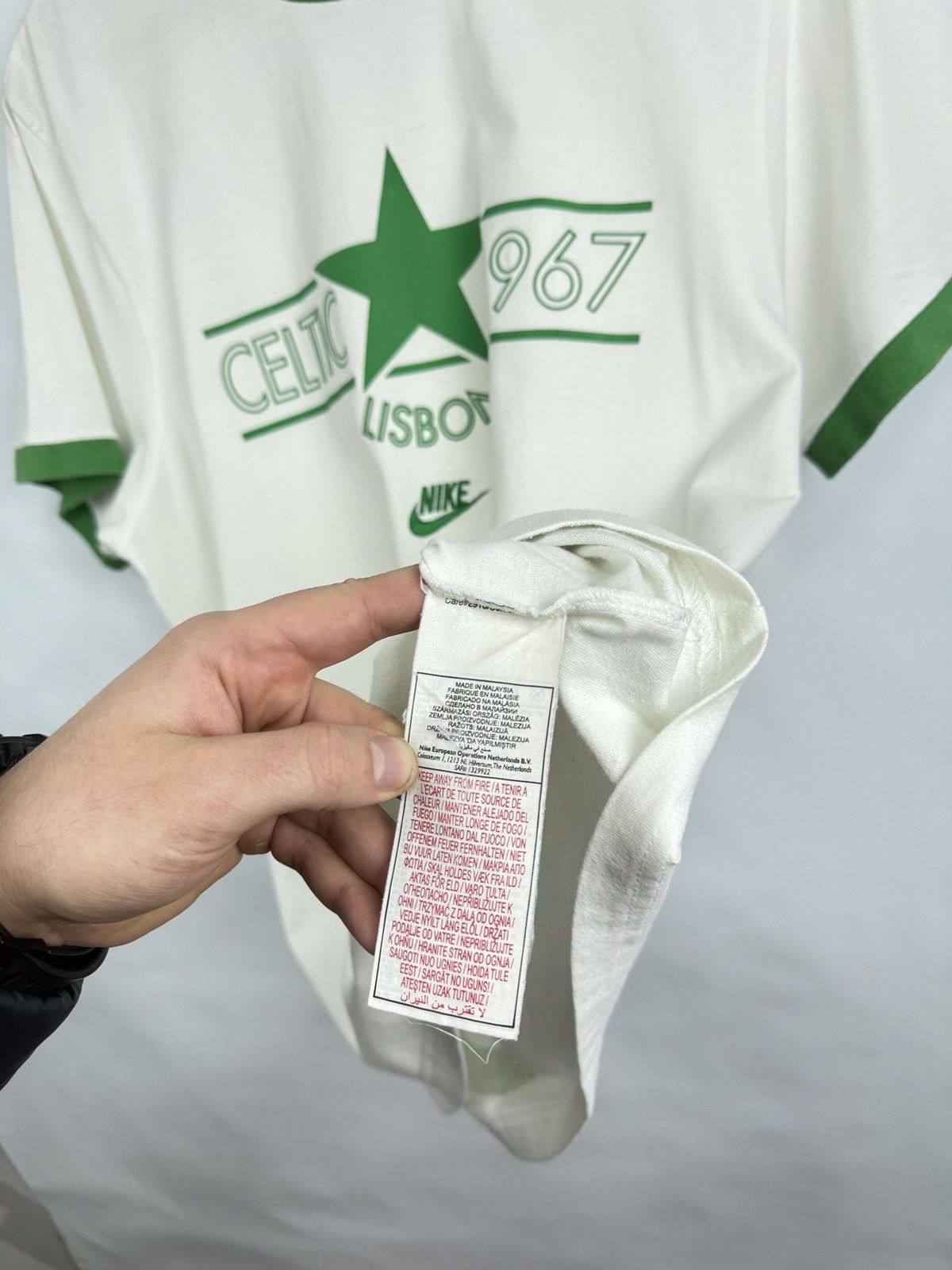 Nike 🏴󠁧󠁢󠁳󠁣󠁴󠁿 Vintage Y2K Nike Celtic 1967 Lisbon Rare T-Shirt Retro Size US L / EU 52-54 / 3 - 7 Thumbnail