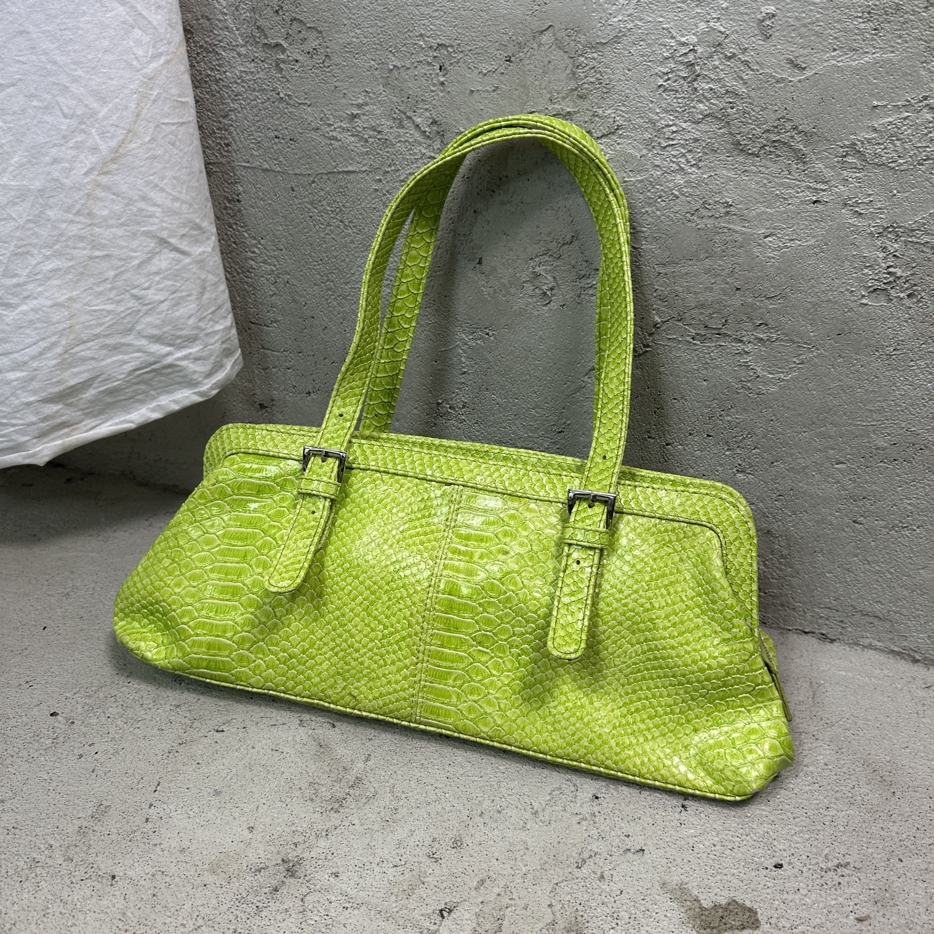 Vintage Vintage Avant Garde Croco Neon Green Shoulder Bag Y2K Size ONE SIZE - 2 Thumbnail