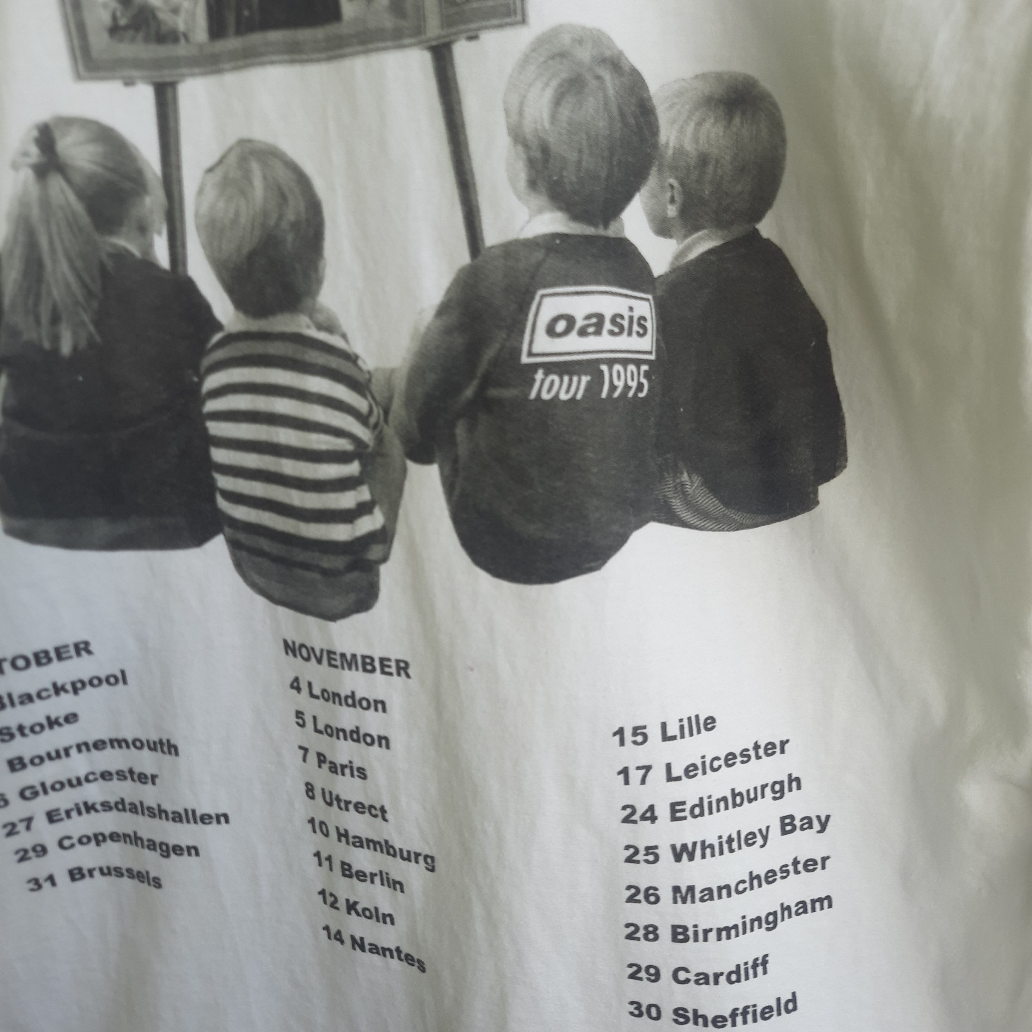Band Tees OASIS What's The Story Morning Glory Band T-Shirt Size US XL / EU 56 / 4 - 10 Thumbnail