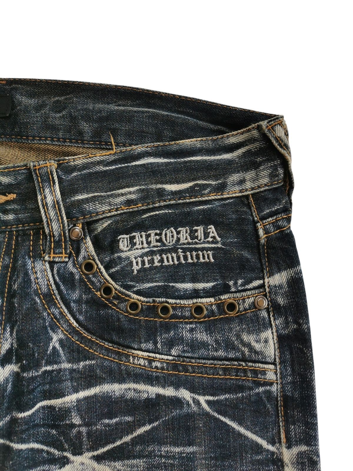 PPFM Theoria Distressed Clawmark Jeans Size US 31 - 8 Thumbnail