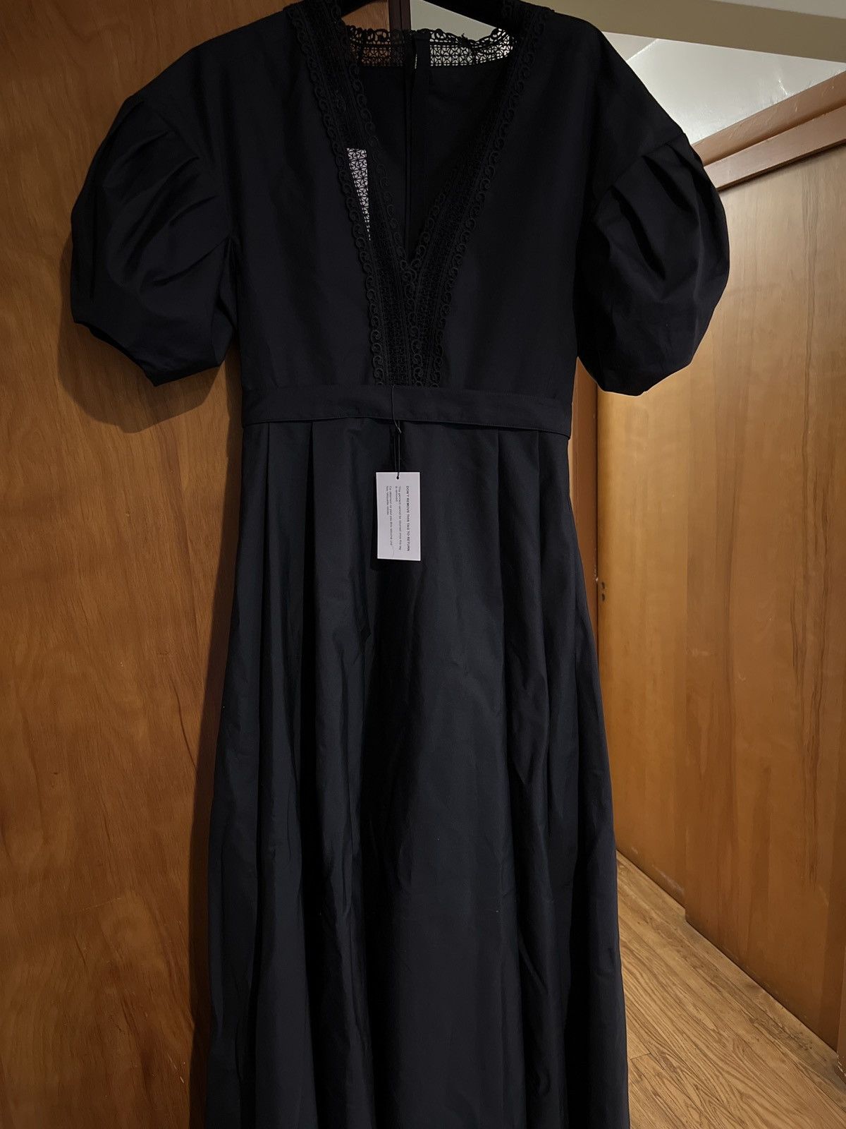 Giambattista Valli Giambattista Valli Black Midi Dress Size M / US 6-8 / IT 42-44 - 9 Thumbnail