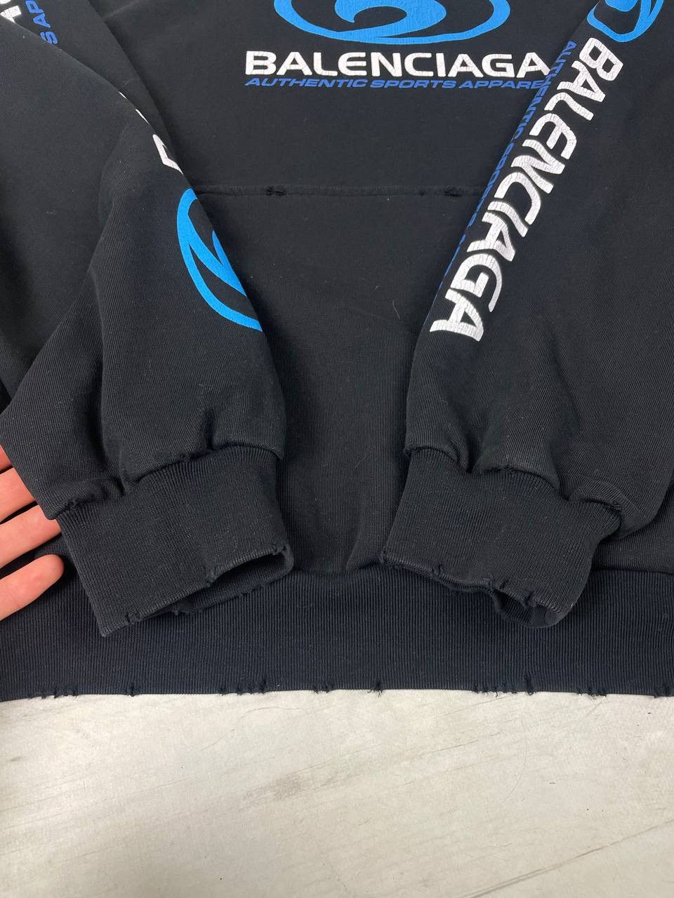 Balenciaga Balenciaga Surfer Hoodie Oversized Size US L / EU 52-54 / 3 - 15 Thumbnail