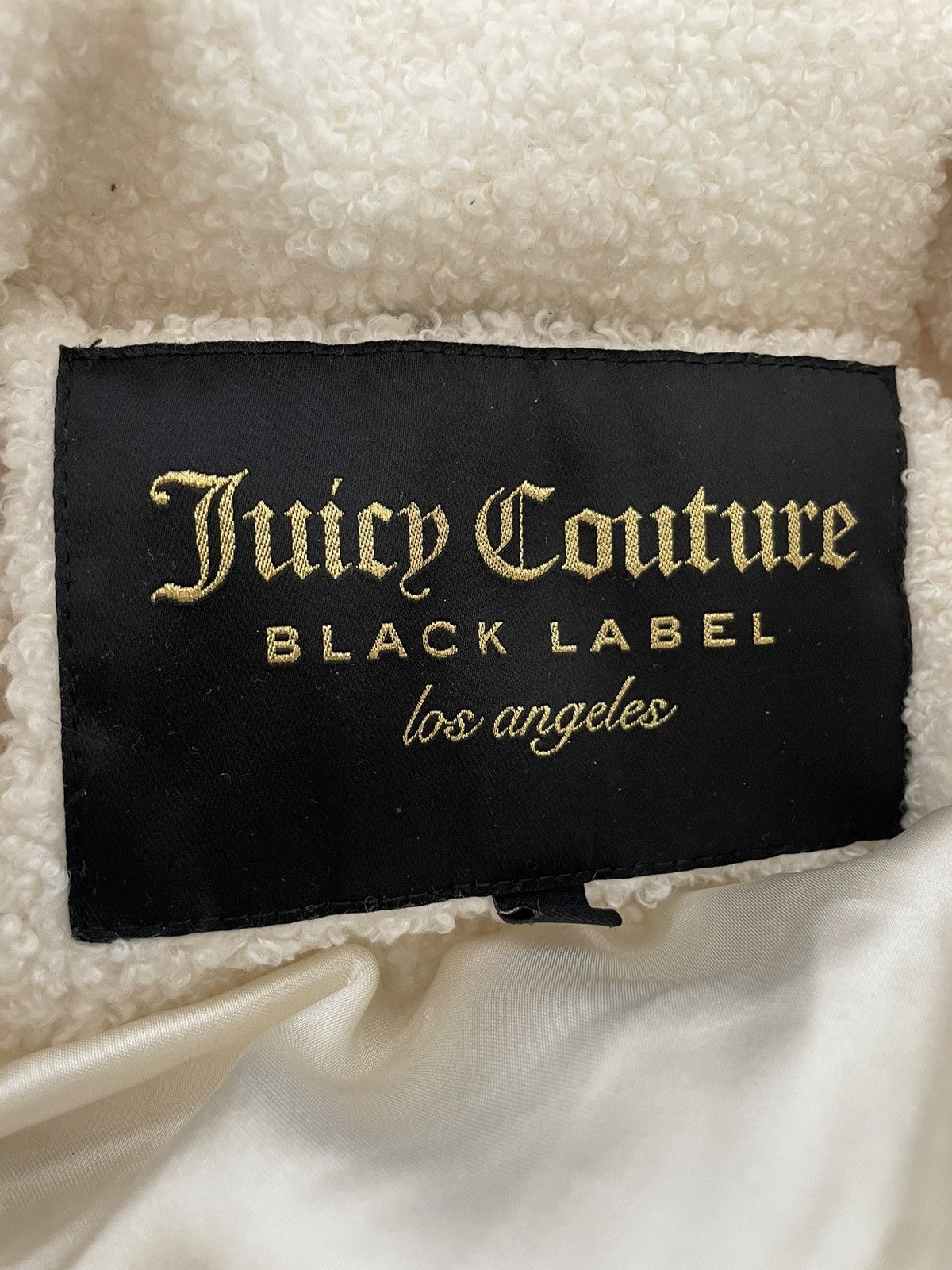 Juicy Couture White puffer jacket Size L / US 10 / IT 46 - 2 Thumbnail
