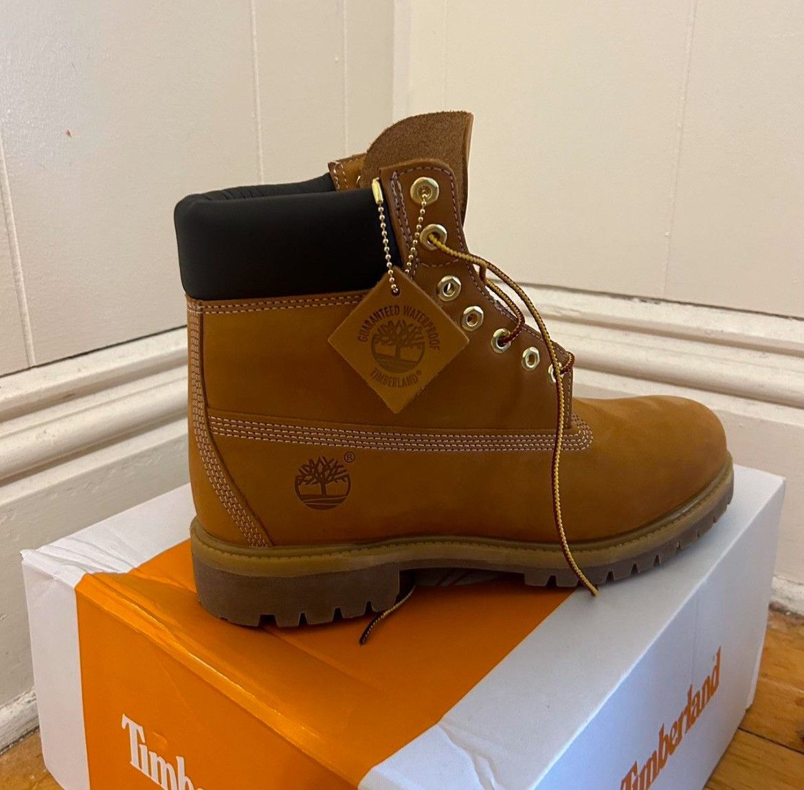 Timberland Timberland premium 6 inch boot Size US 9.5 / EU 42-43 - 2 Thumbnail