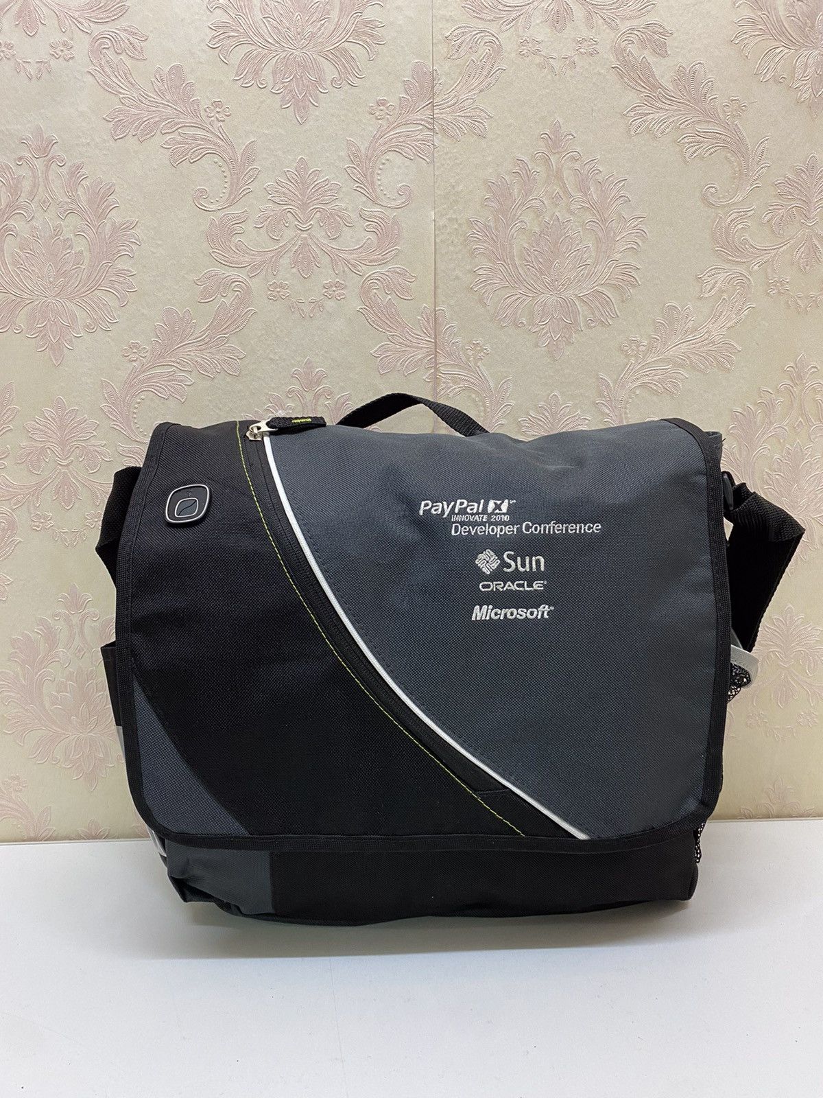 Japanese Brand Atchison Crossbody Bag Size ONE SIZE - 2 Thumbnail