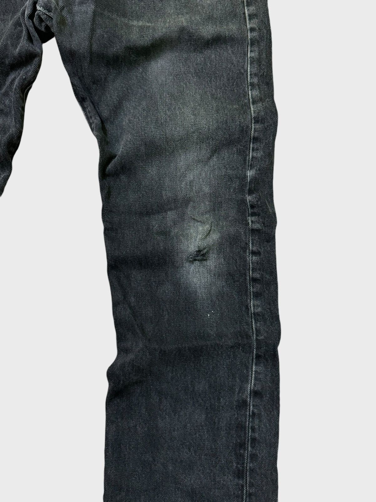 Levi's Vintage Levi's 501 Black Faded Distressed Denim Jeans Size US 32 / EU 48 - 7 Thumbnail