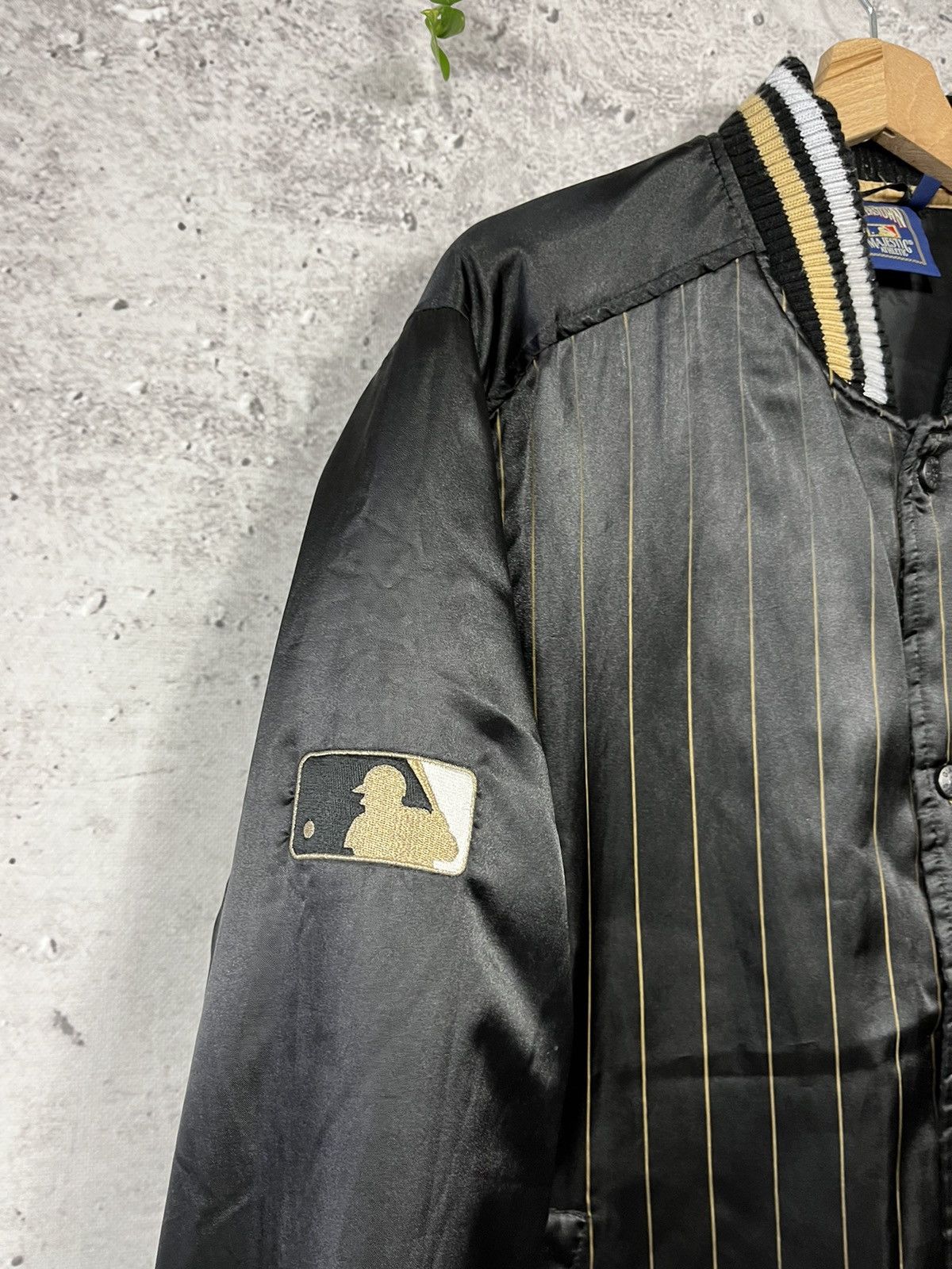 Cooperstown Collection San Francisco Giants NBL satin bomber jacket Size US L / EU 52-54 / 3 - 4 Thumbnail
