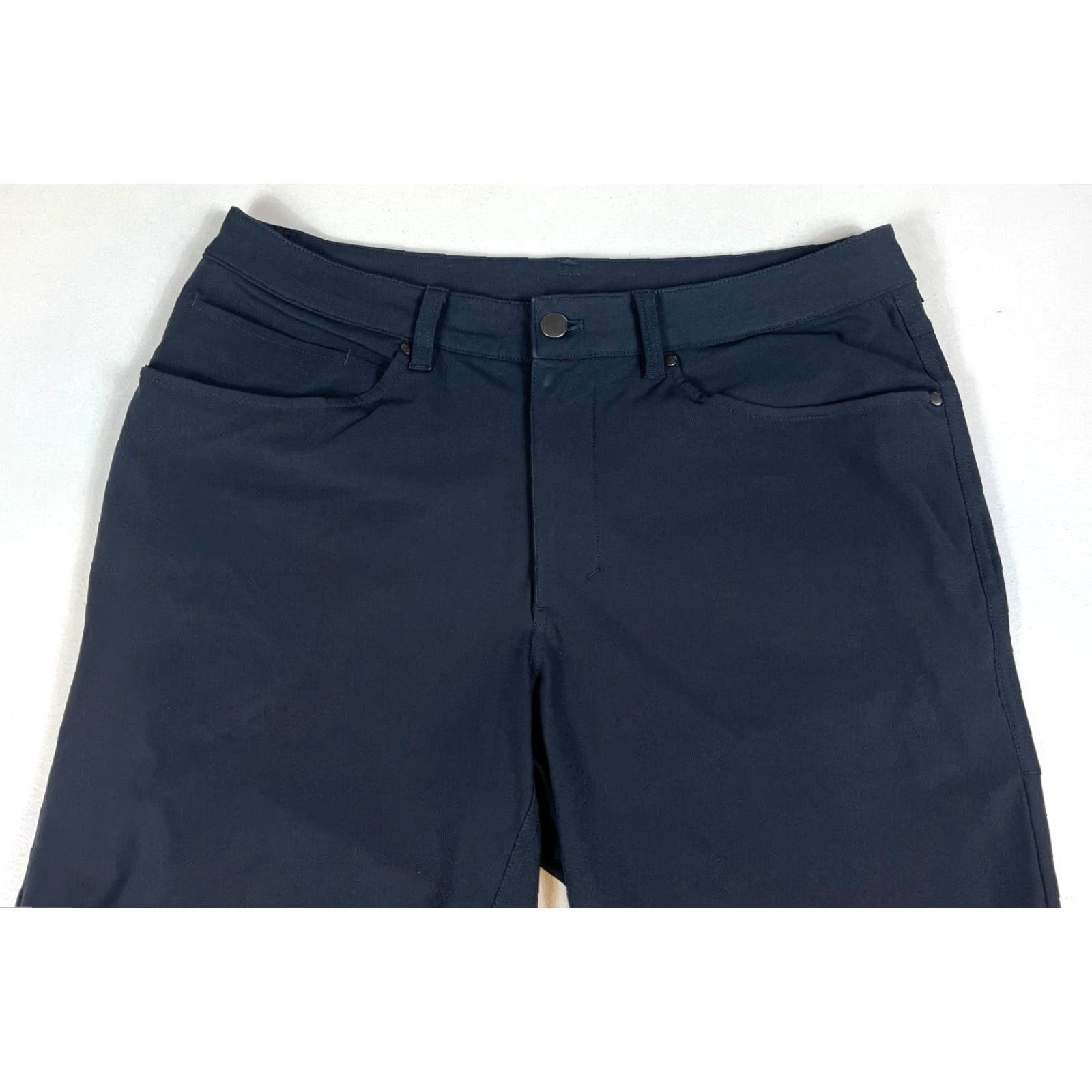 Lululemon Lululemon Men's ABC Pants Classic LM5A87S Obsidian 32x28 Pants City Preppy Straight Inseam 28 in Trousers) Size US 32 / EU 48 - 4 Thumbnail