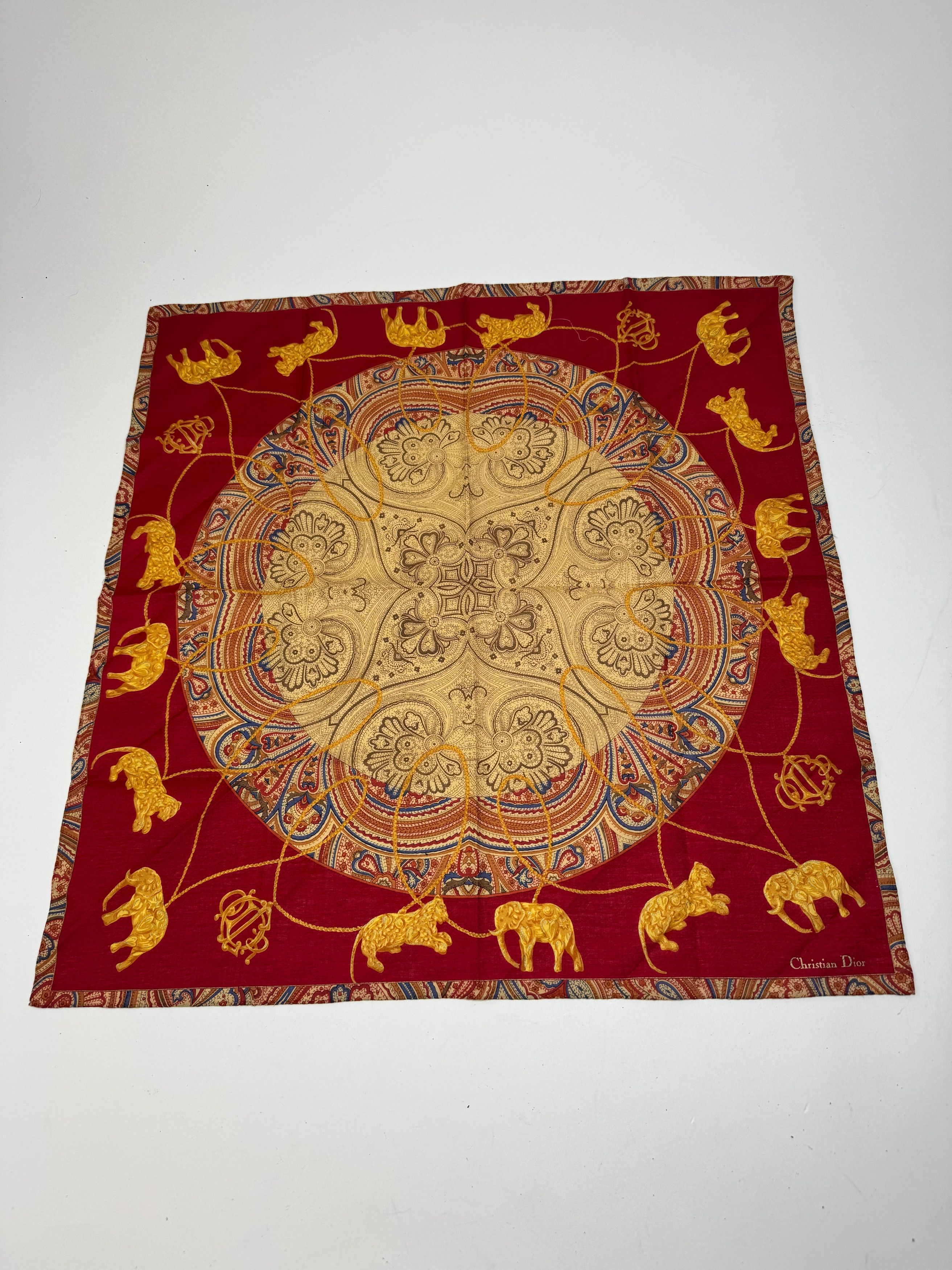 Dior Vintage Scarf Red Gold Size ONE SIZE - 1 Thumbnail