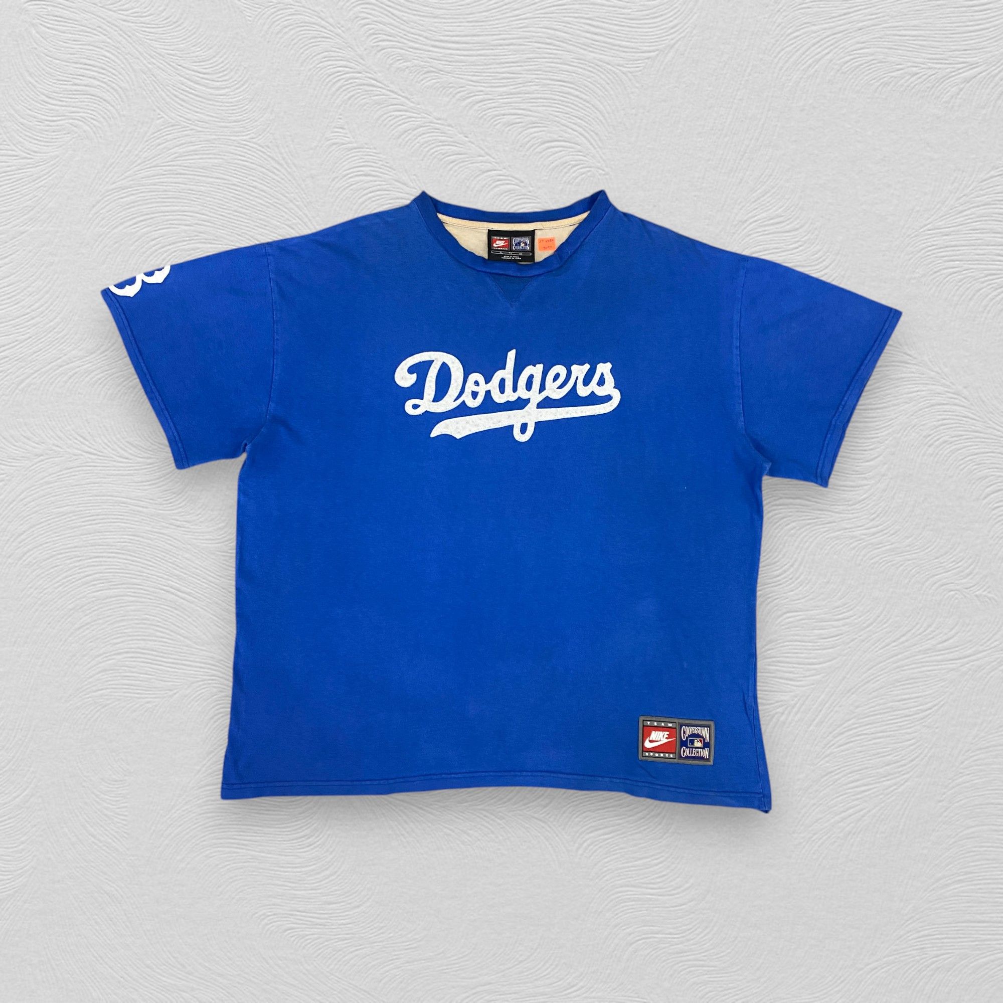 Cooperstown Collection Vintage Nike MLB "Los Angeles Dodgers" Tshirt - J097 Size US XXL / EU 58 / 5 - 1 Thumbnail