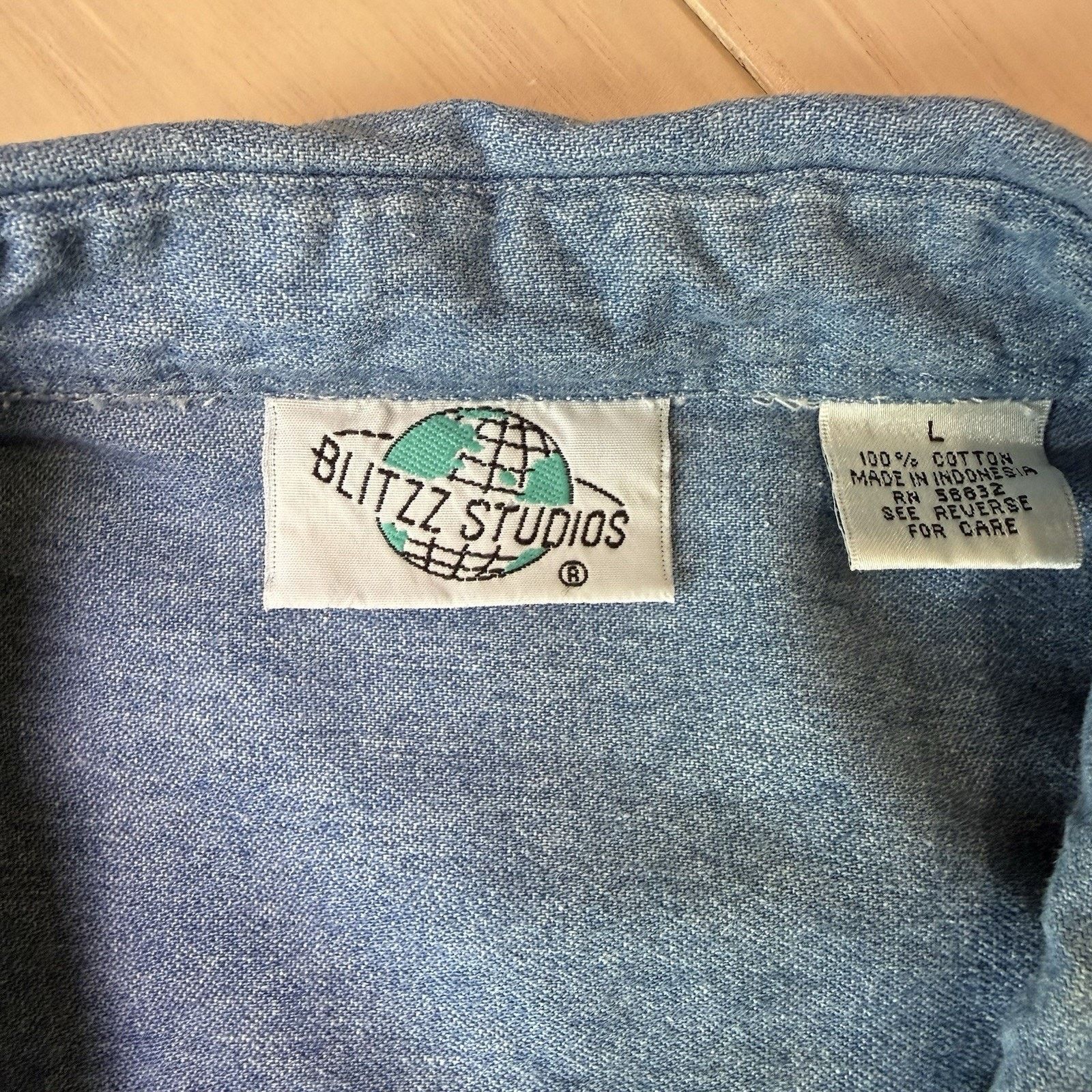 Vintage Vintage Flintstones Shirt Large Blue Long Sleeve Button Up Size US L / EU 52-54 / 3 - 7 Thumbnail
