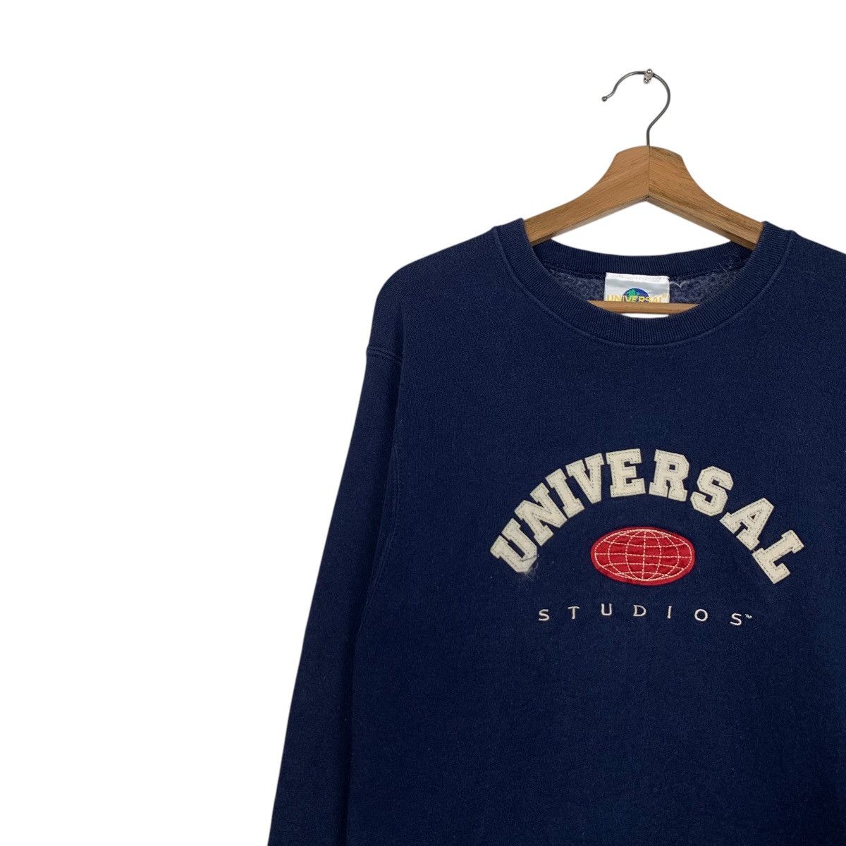 Universal Studios UNIVERSAL STUDIOS Big Logo Crewneck Sweatshirt #2395-C107 Size US S / EU 44-46 / 1 - 6 Thumbnail