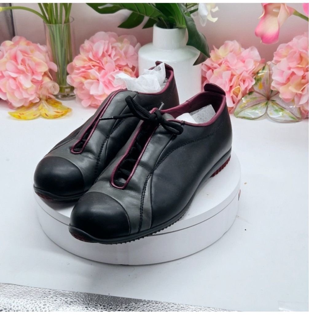 Prada Prada 3-1506 Gray Burgundy Sneakers Sz 9 fits 10 Italy Size US 8 / IT 38 - 12 Thumbnail