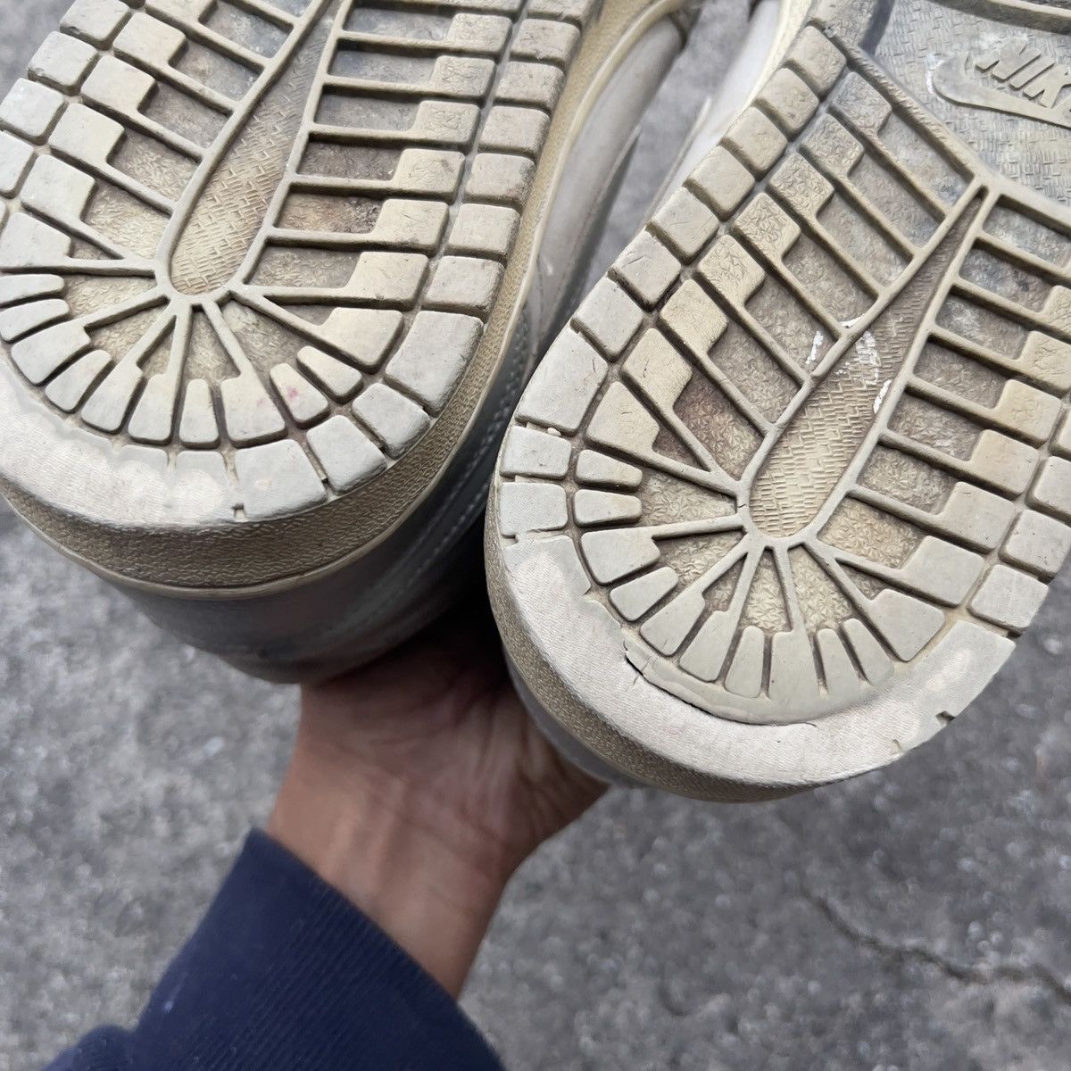 Jordan Brand × Nike × Vintage 2001 Jordan 1 OG Nuetral Grey Size US 10.5 / EU 43-44 - 7 Thumbnail