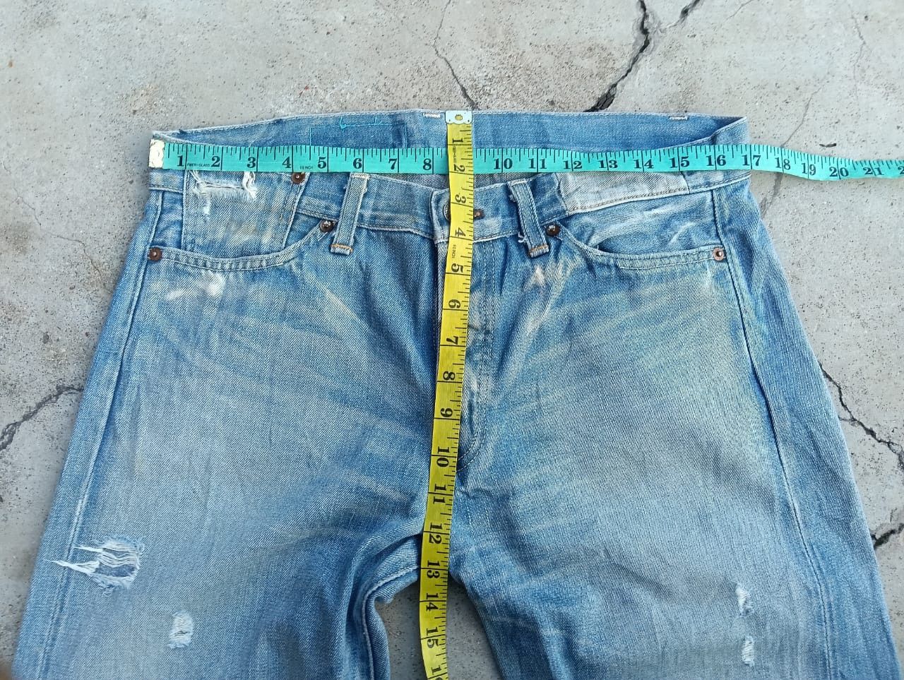 Levi's Distressed Levi's 501 big E selvedge made in Japan. Size US 34 / EU 50 - 12 Thumbnail