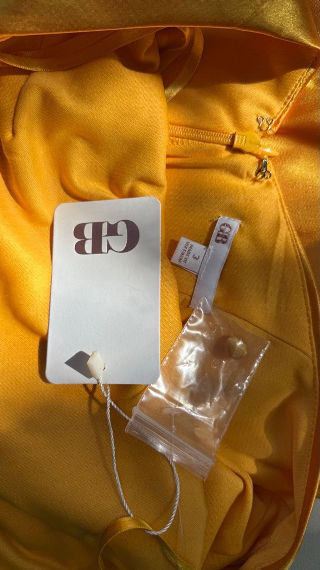 GB GB Yellow Satin Dress, size 3 Size M / US 6-8 / IT 42-44 - 4 Thumbnail