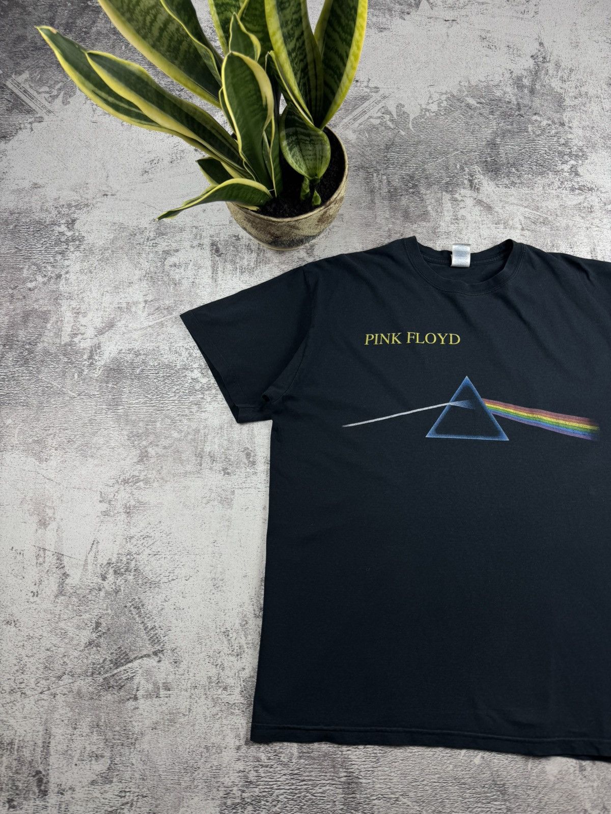 Pink Floyd Pink Floyd Vintage Dark Side Of The Moon Rock Tour Rap Merch Band Tee T Shirt Size US XL / EU 56 / 4 - 2 Thumbnail