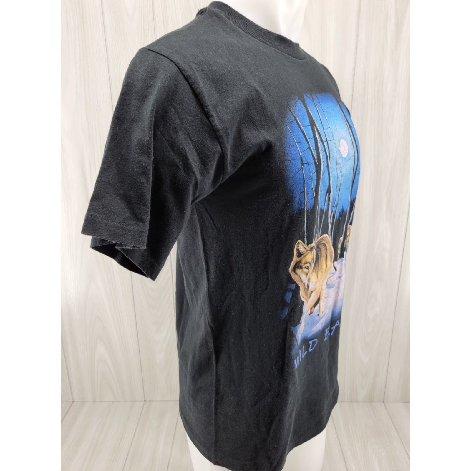 Anvil VINTAGE Anvil T-Shirt Wolf Shirt 90s Y2K Graphic Tee Mens M Black Cotton Short Sleeve Crew Neck Size US M / EU 48-50 / 2 - 4 Thumbnail