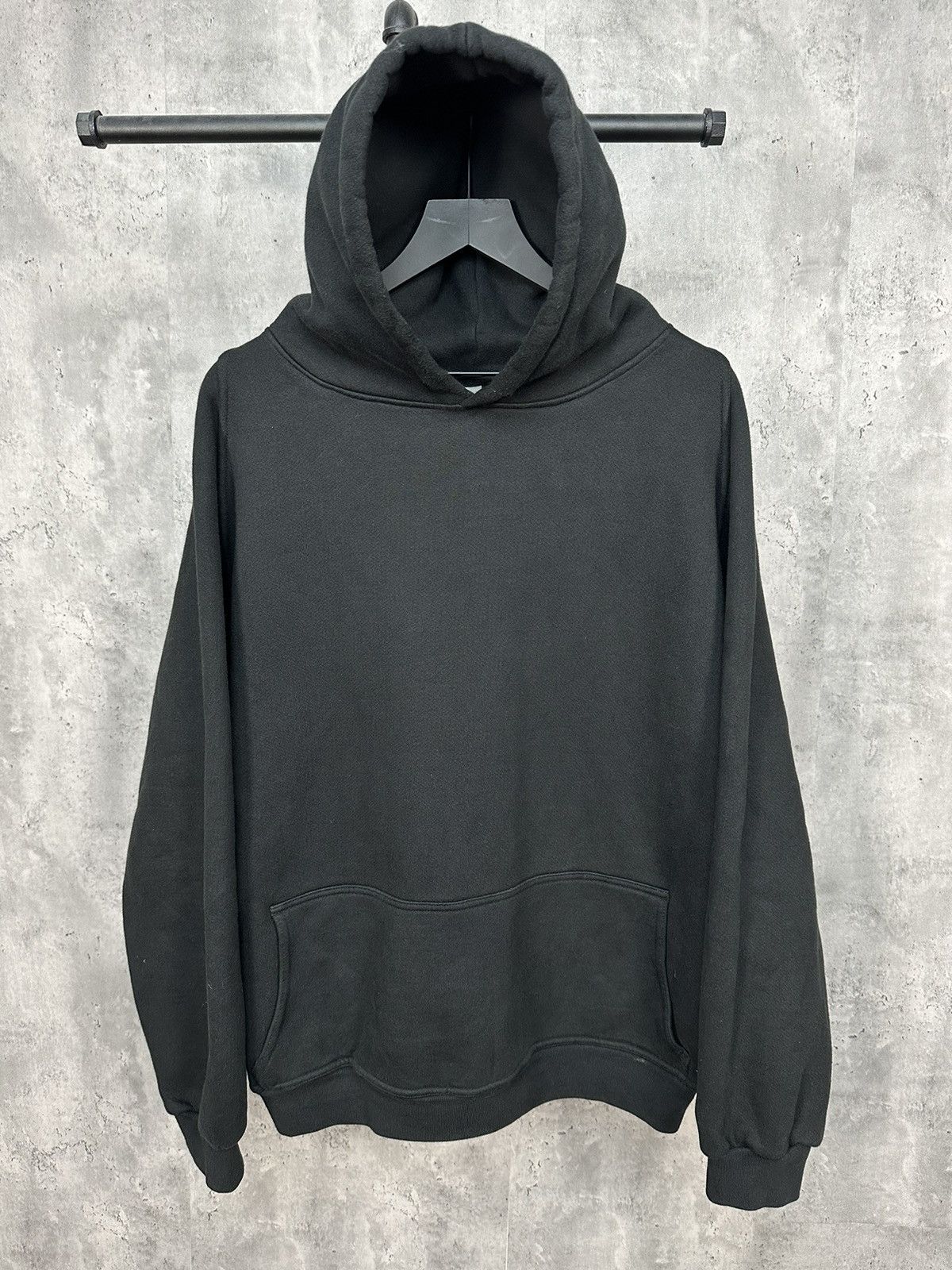 Kanye West × Los Angeles Apparel × Yeezy Yeezy Free Larry