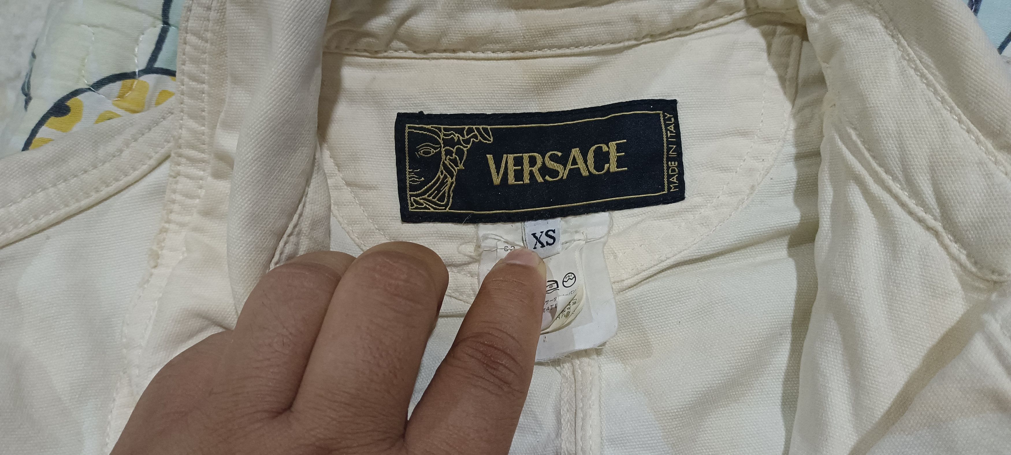 Versace × Vintage Versace Asymmetrical Zipper Bikers Jacket Size XS / US 0-2 / IT 36-38 - 8 Thumbnail