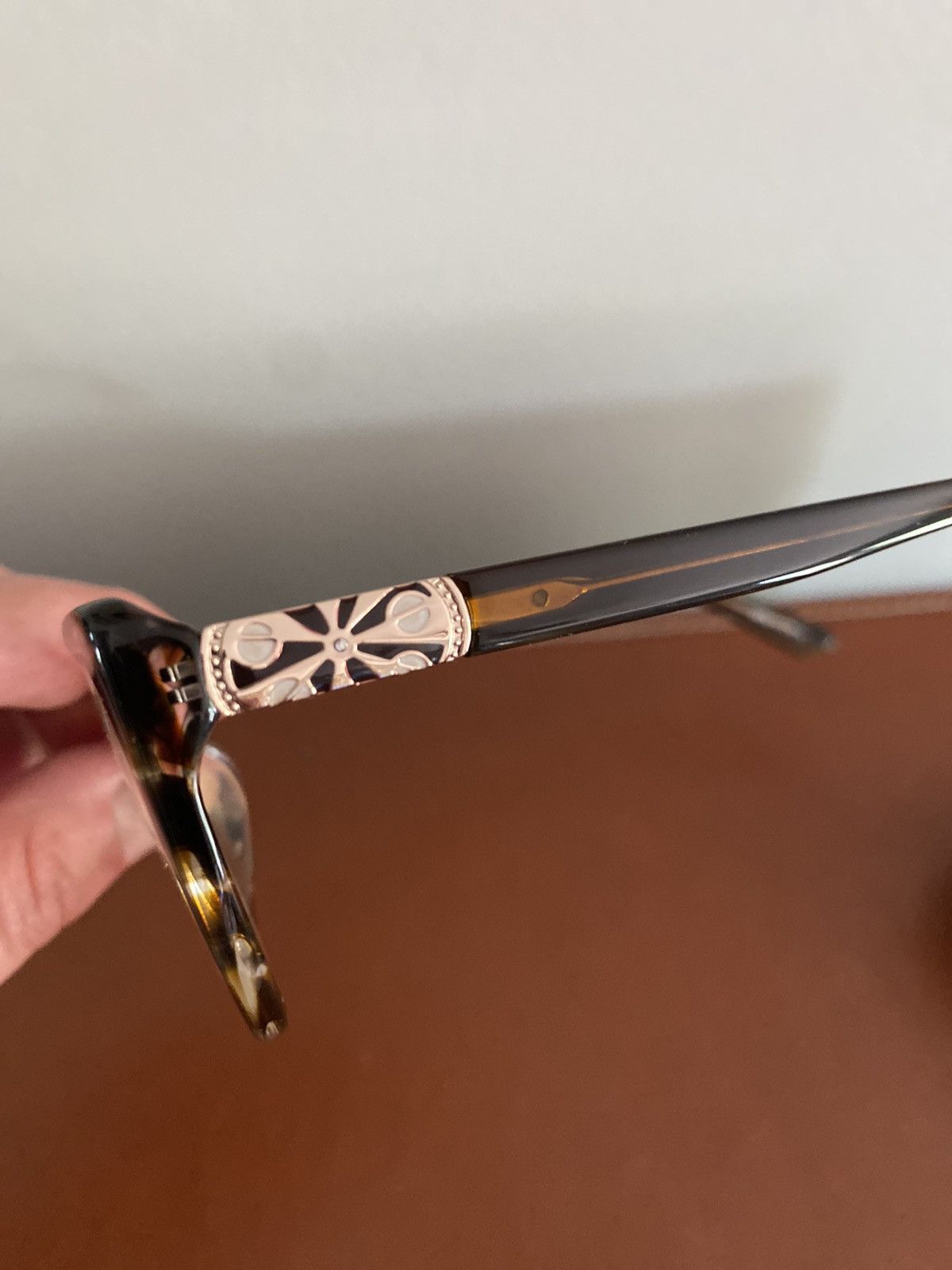Other CE STYLISH READING GLASSES WITH WOODEN CASE Size ONE SIZE - 9 Thumbnail