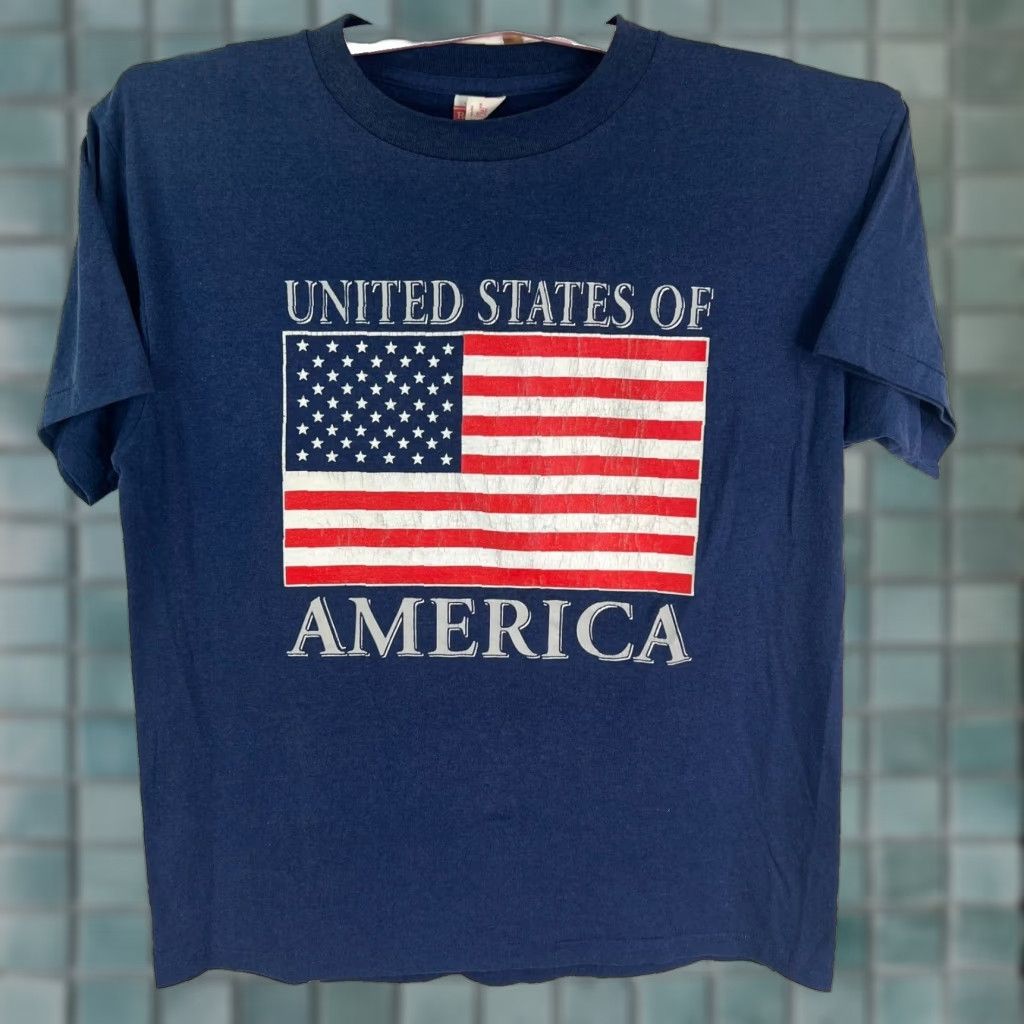 Vintage VINTAGE United States of America Flag T Shirt Mens L Blue Graphic Print Crew Neck Short Sleeve 1990s Mens Size US L / EU 52-54 / 3 - 1 Thumbnail