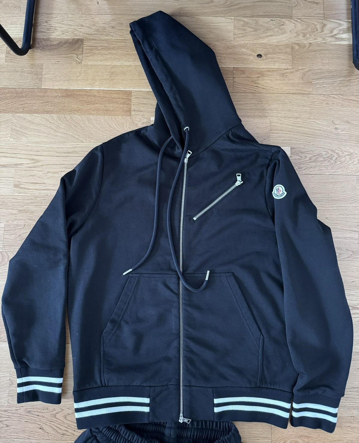 Moncler Moncler tracksuits Size US L / EU 52-54 / 3 - 2 Thumbnail