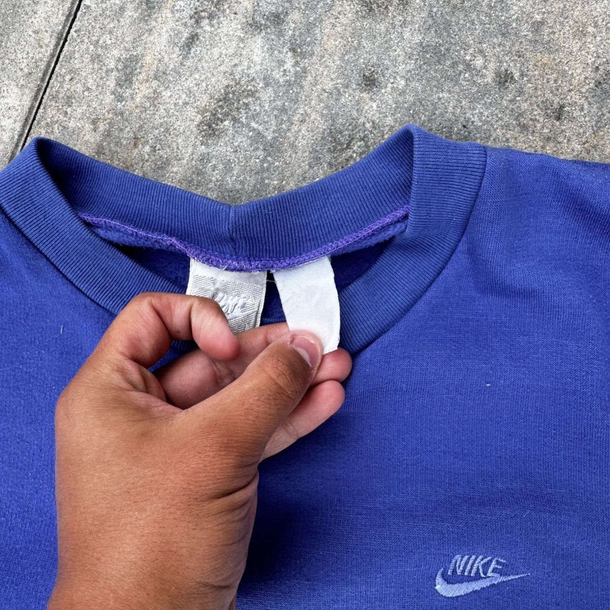 Nike Vintage 90s Nike Basic Logo Sweatshirt Crewneck S Size Boxy Size US S / EU 44-46 / 1 - 9 Thumbnail