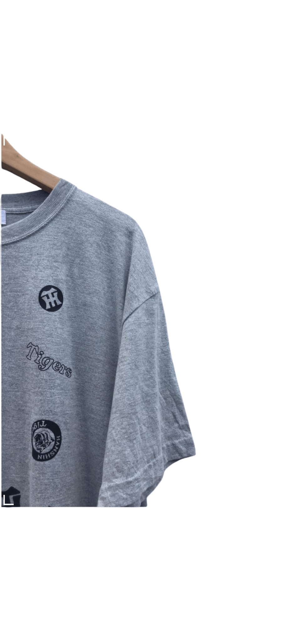 Anime Vintage Hanshin Tigers Tee Size US L / EU 52-54 / 3 - 7 Thumbnail