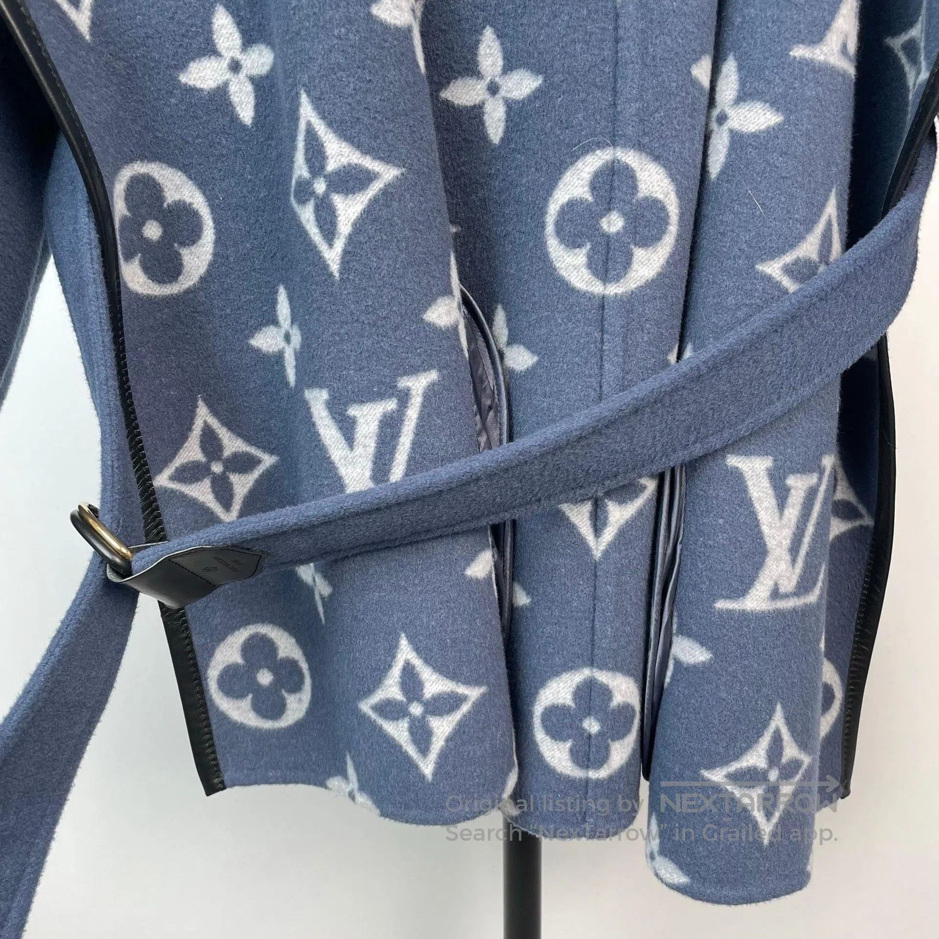 Louis Vuitton Louis Vuitton Blue Monogram Short Coat. Size XXS / US 00 / IT 34 - 5 Thumbnail