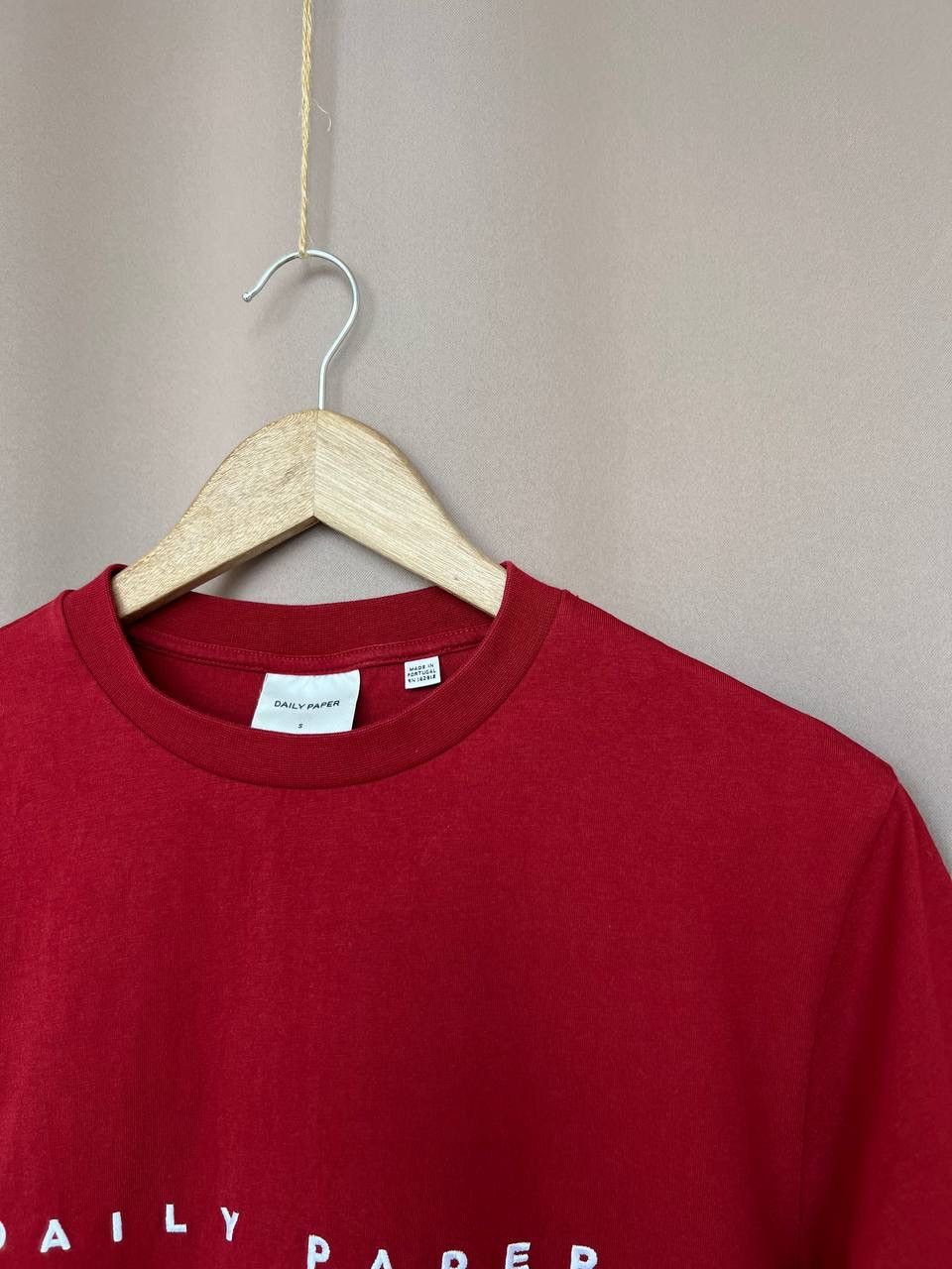 Daily Paper Daily Paper Alias T-Shirt Mens Size S Red Short Sleeve Logo Size US S / EU 44-46 / 1 - 6 Thumbnail