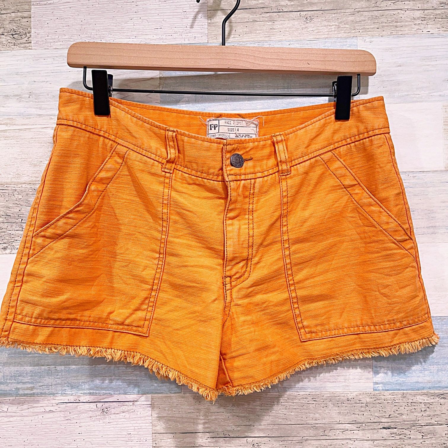 Free People Free People 3" Cut Off Utility Mini Shorts Orange Mid Rise 4 Size 27" / US 4 / IT 40 - 1 Thumbnail